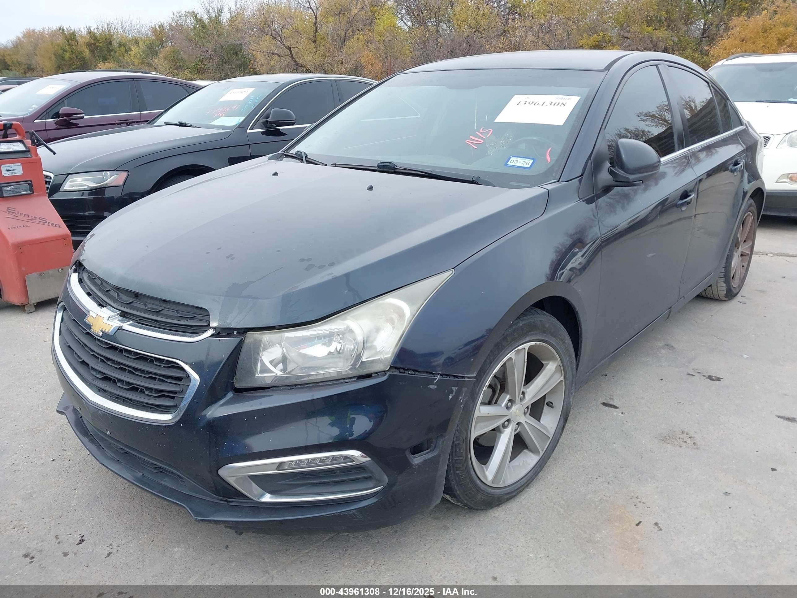 CHEVROLET CRUZE image 2