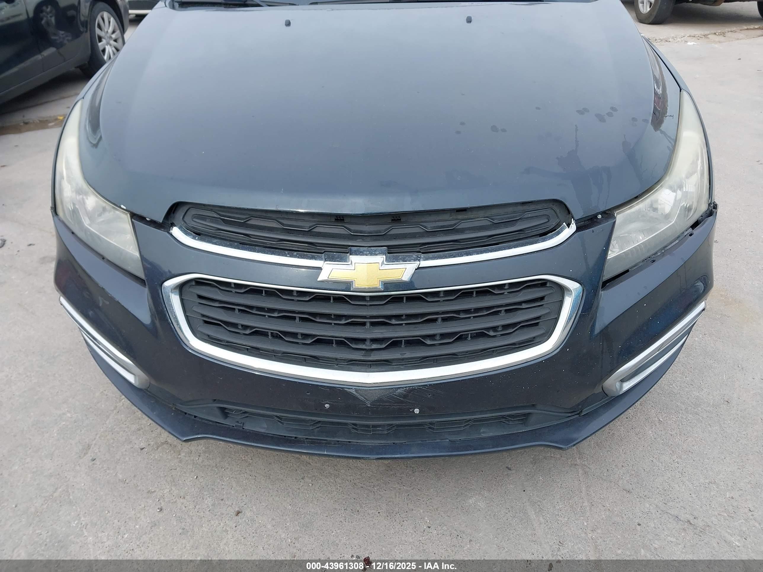 CHEVROLET CRUZE image 6