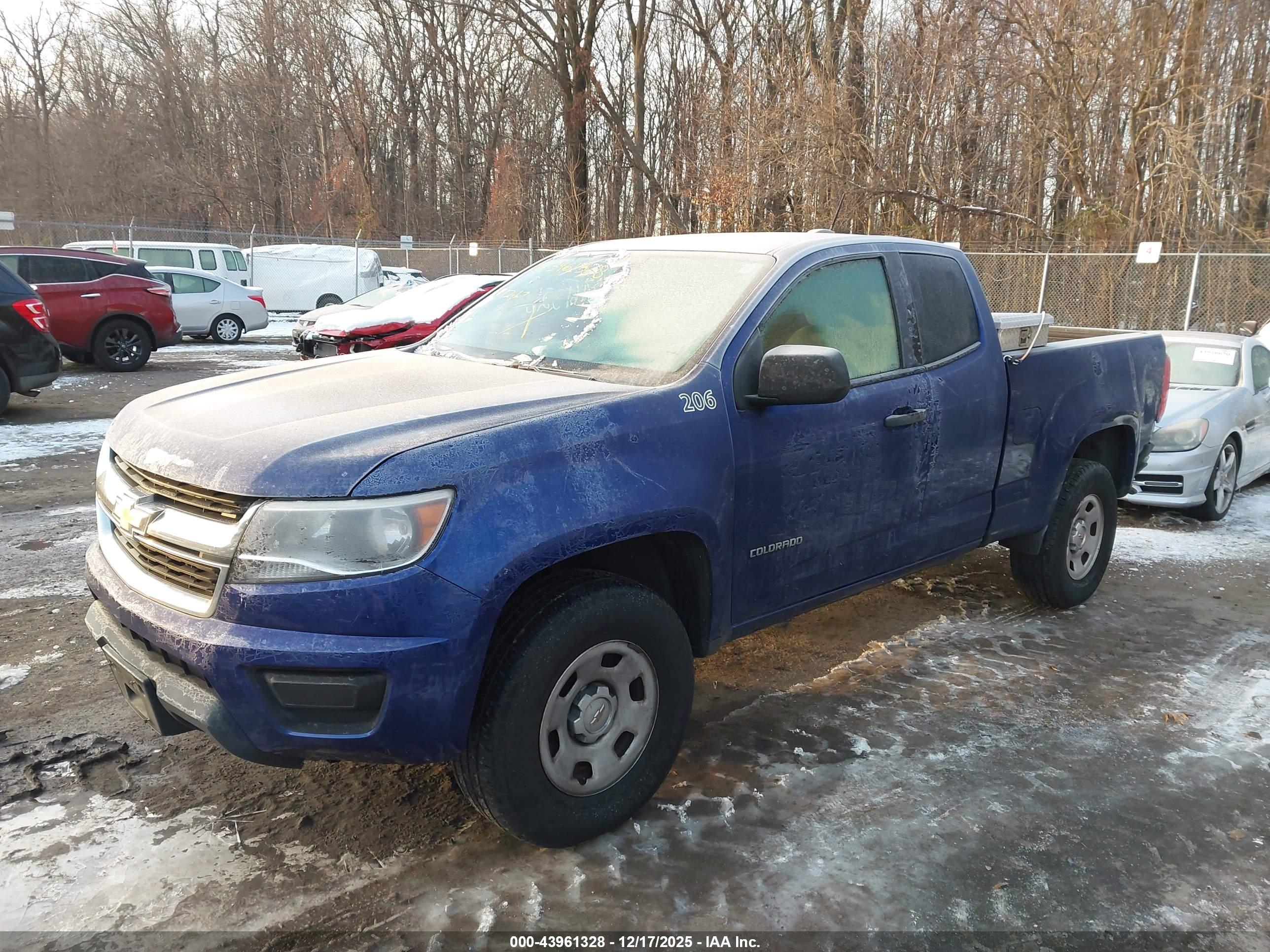 CHEVROLET COLORADO image 6