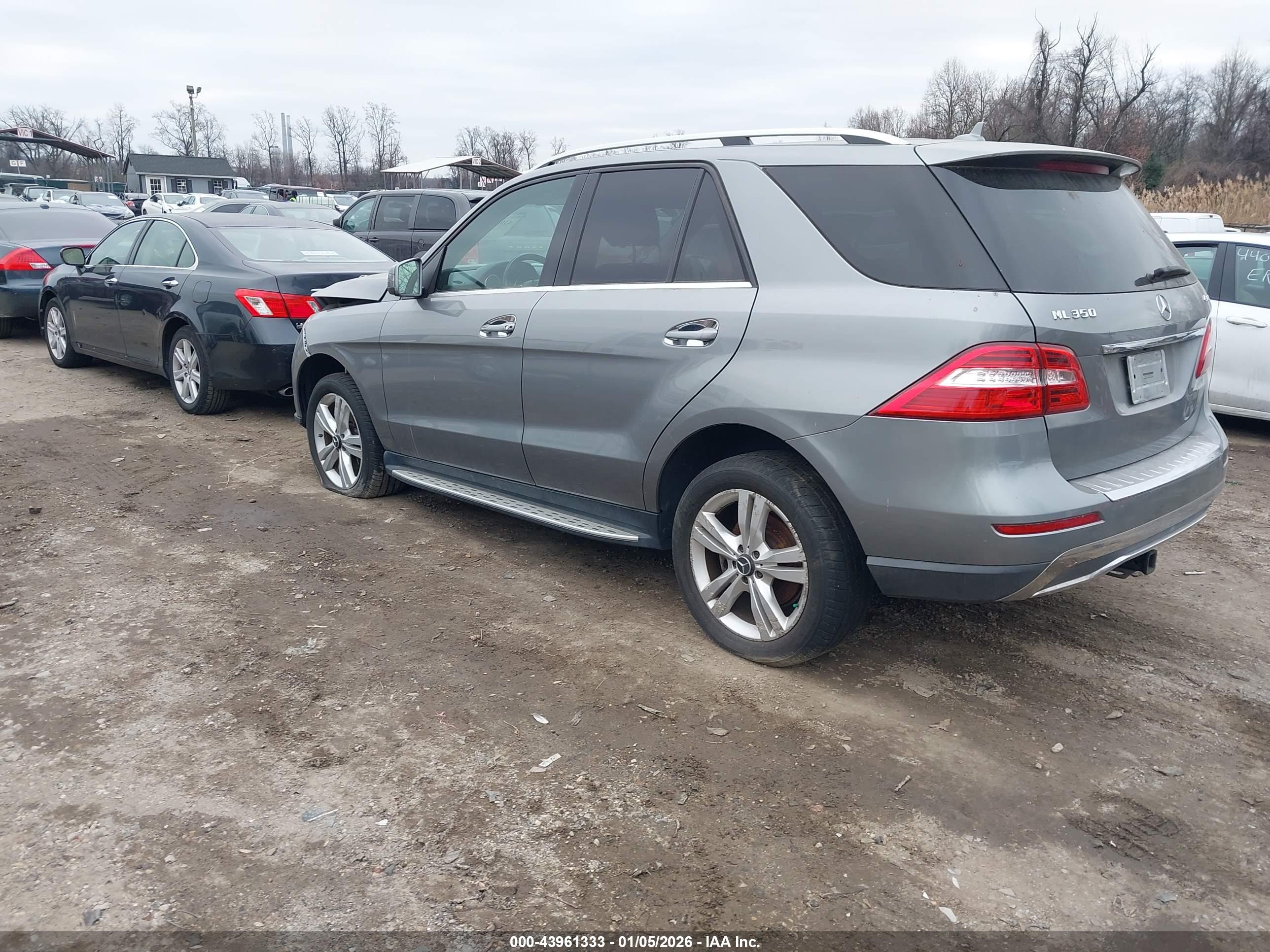 MERCEDES-BENZ ML image 3