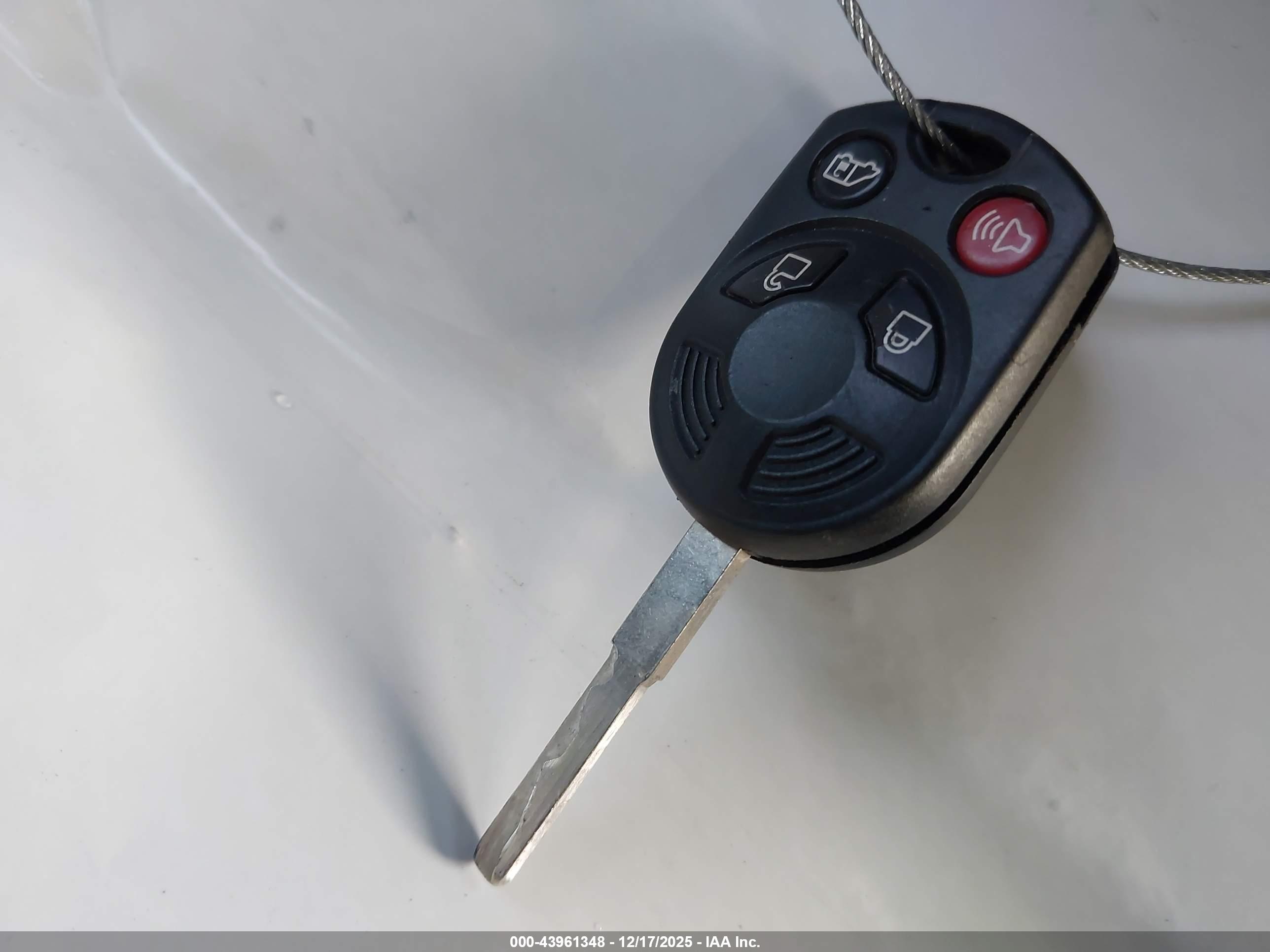 FORD TRANSIT-250 image 11