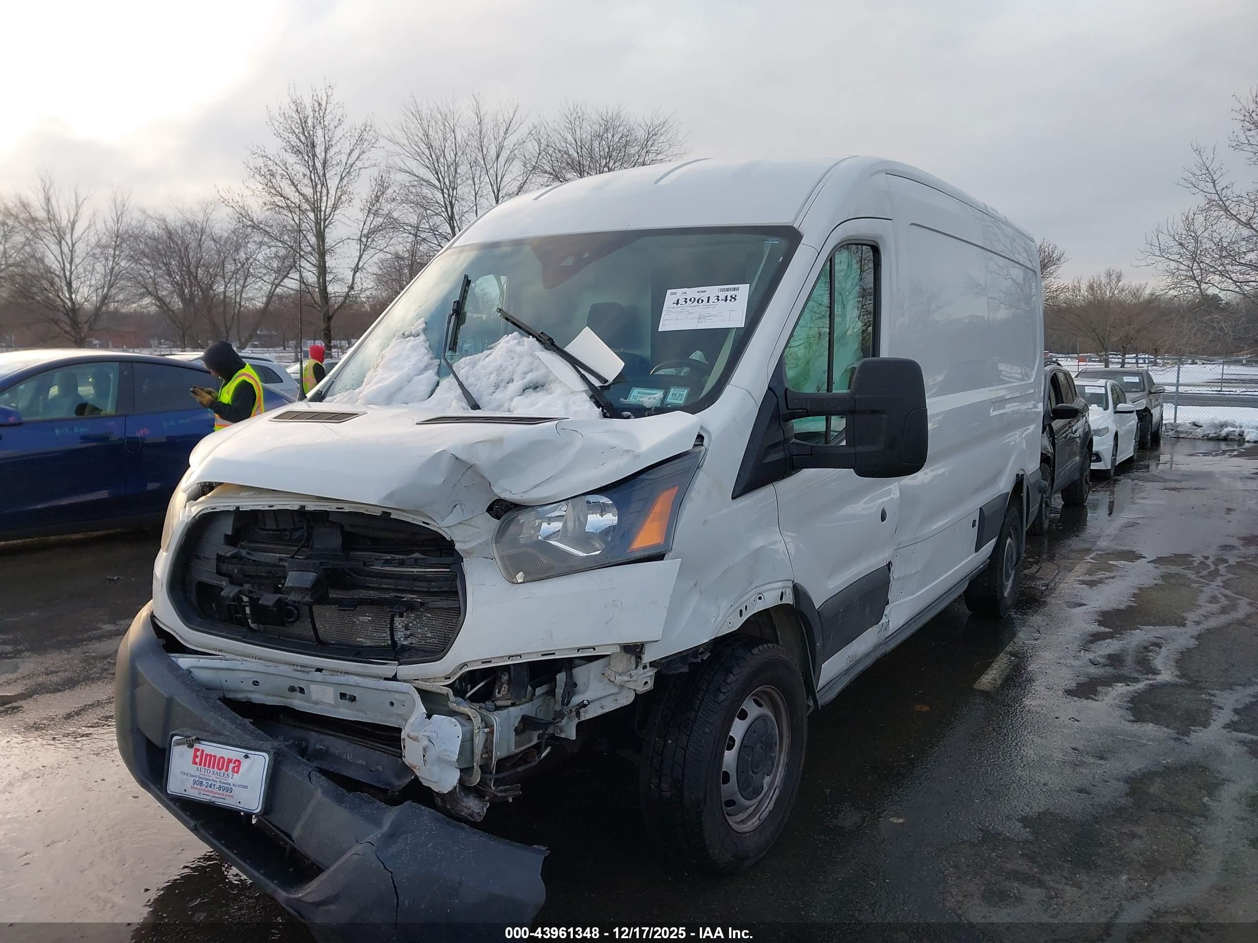 FORD TRANSIT-250 image 2