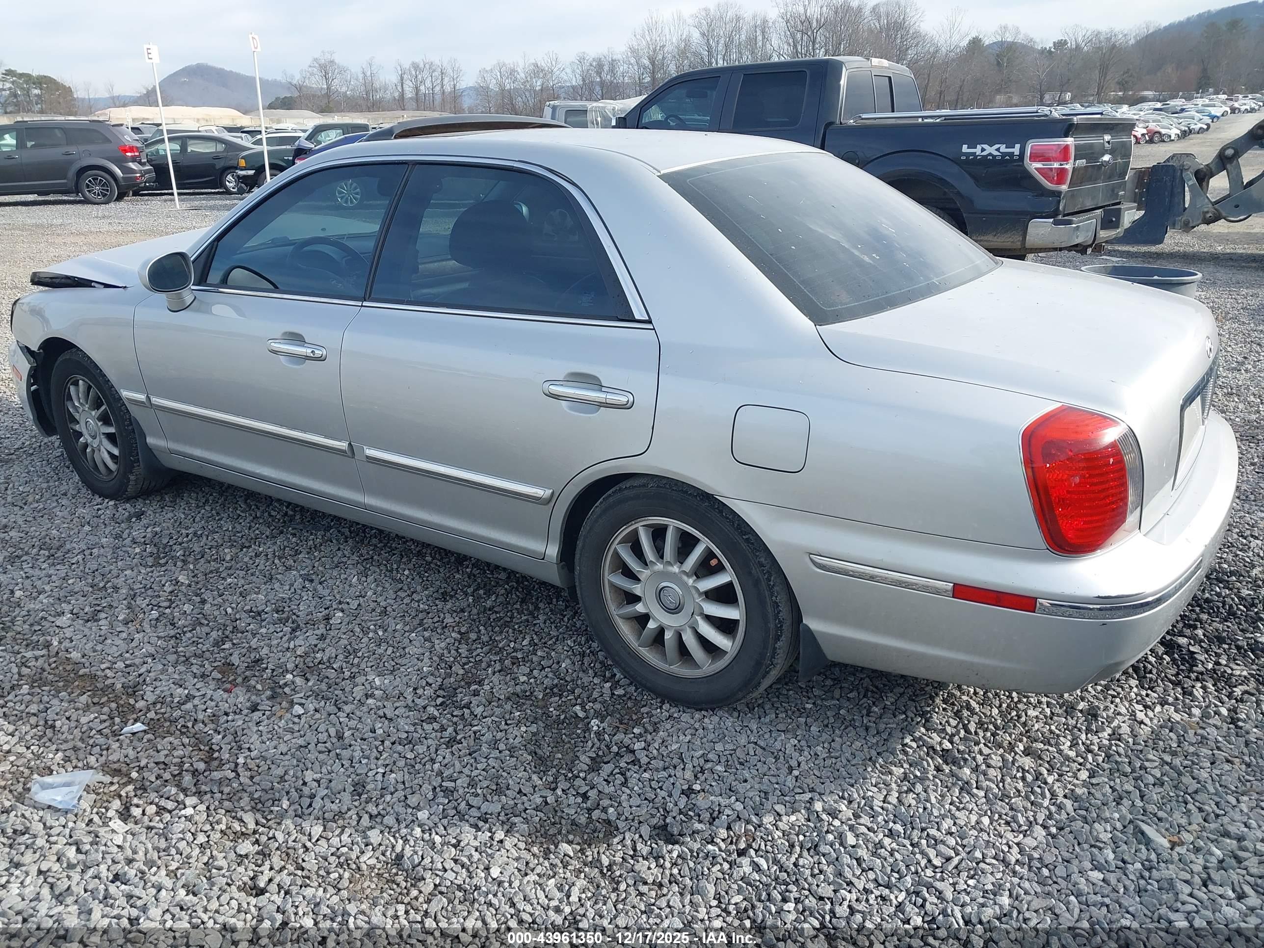 HYUNDAI XG350 image 3