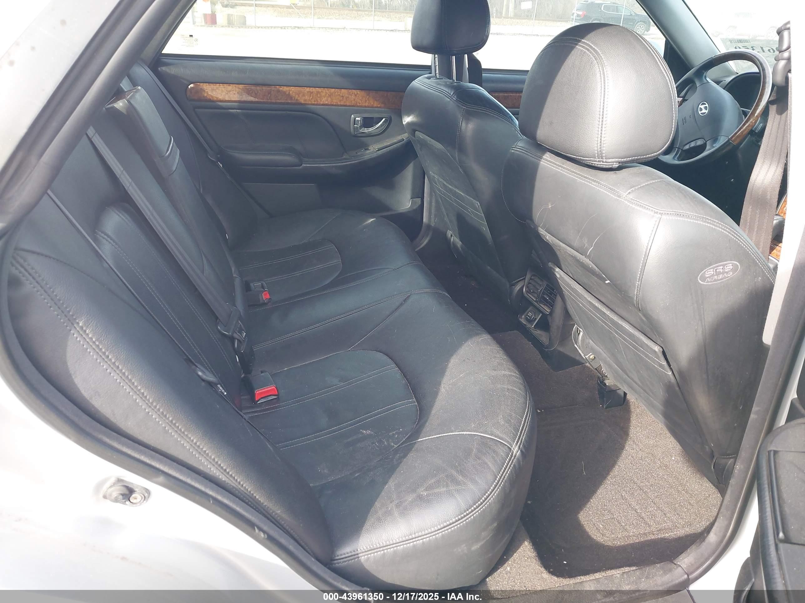 HYUNDAI XG350 image 8