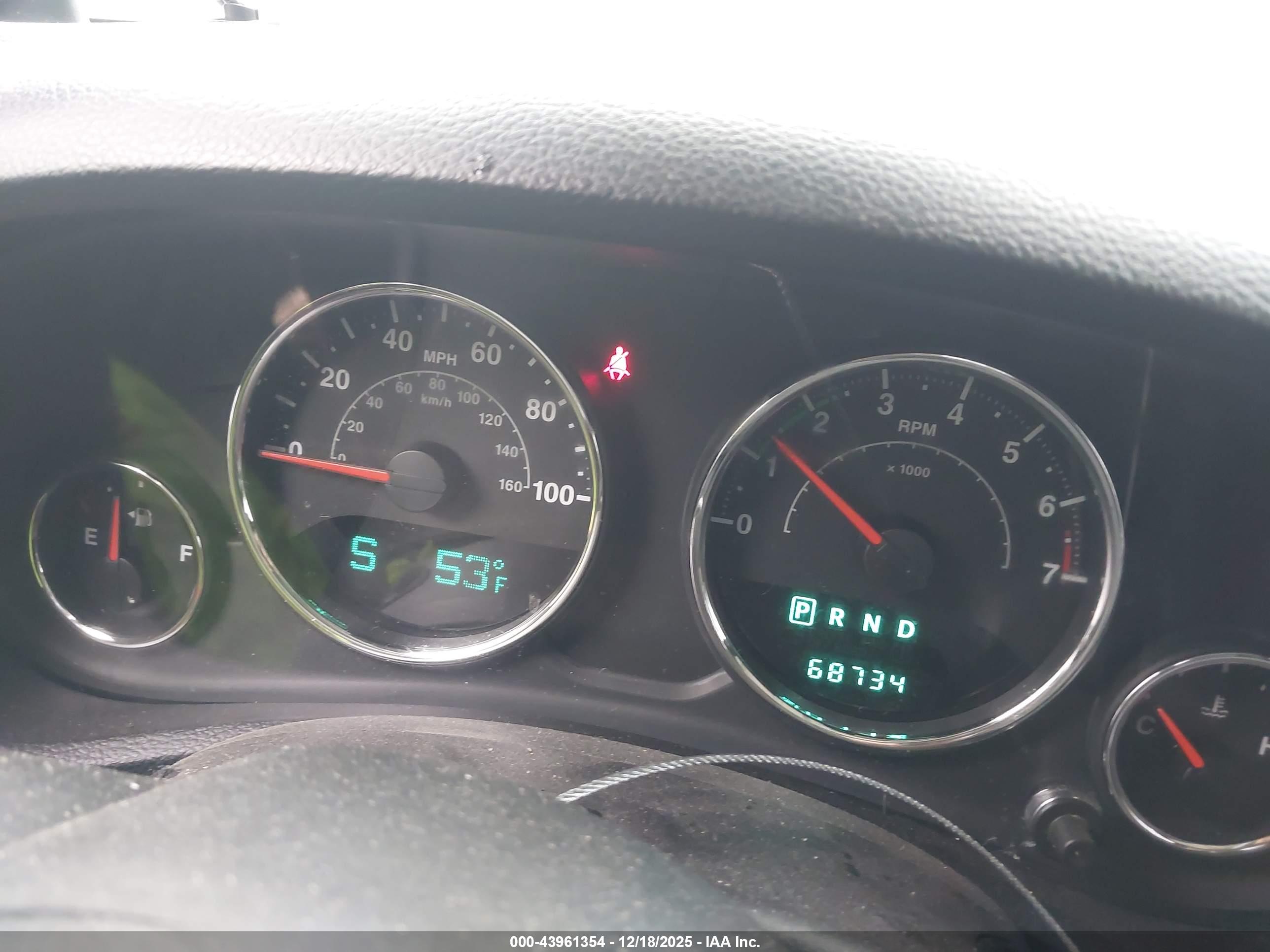 JEEP WRANGLER image 7