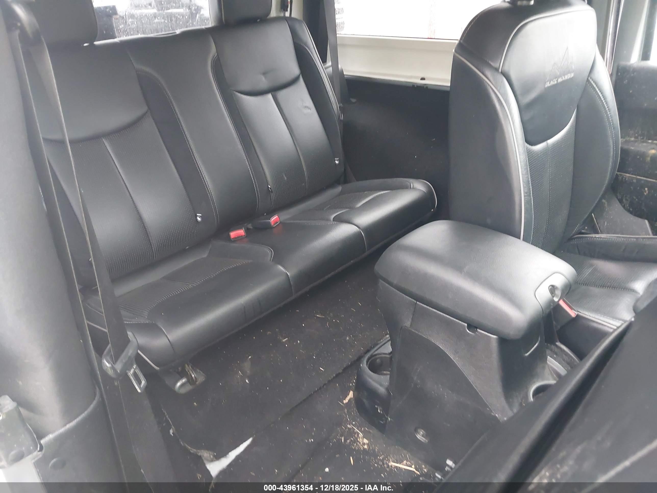 JEEP WRANGLER image 8