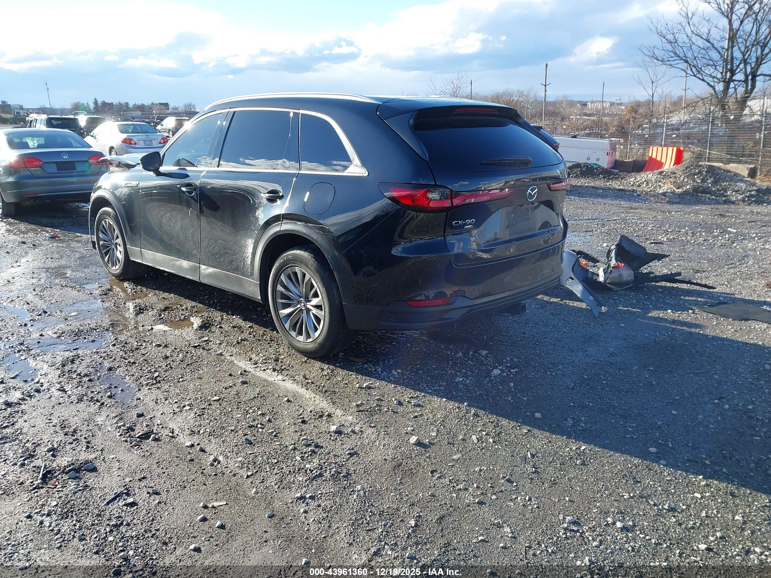 MAZDA CX-90 image 3