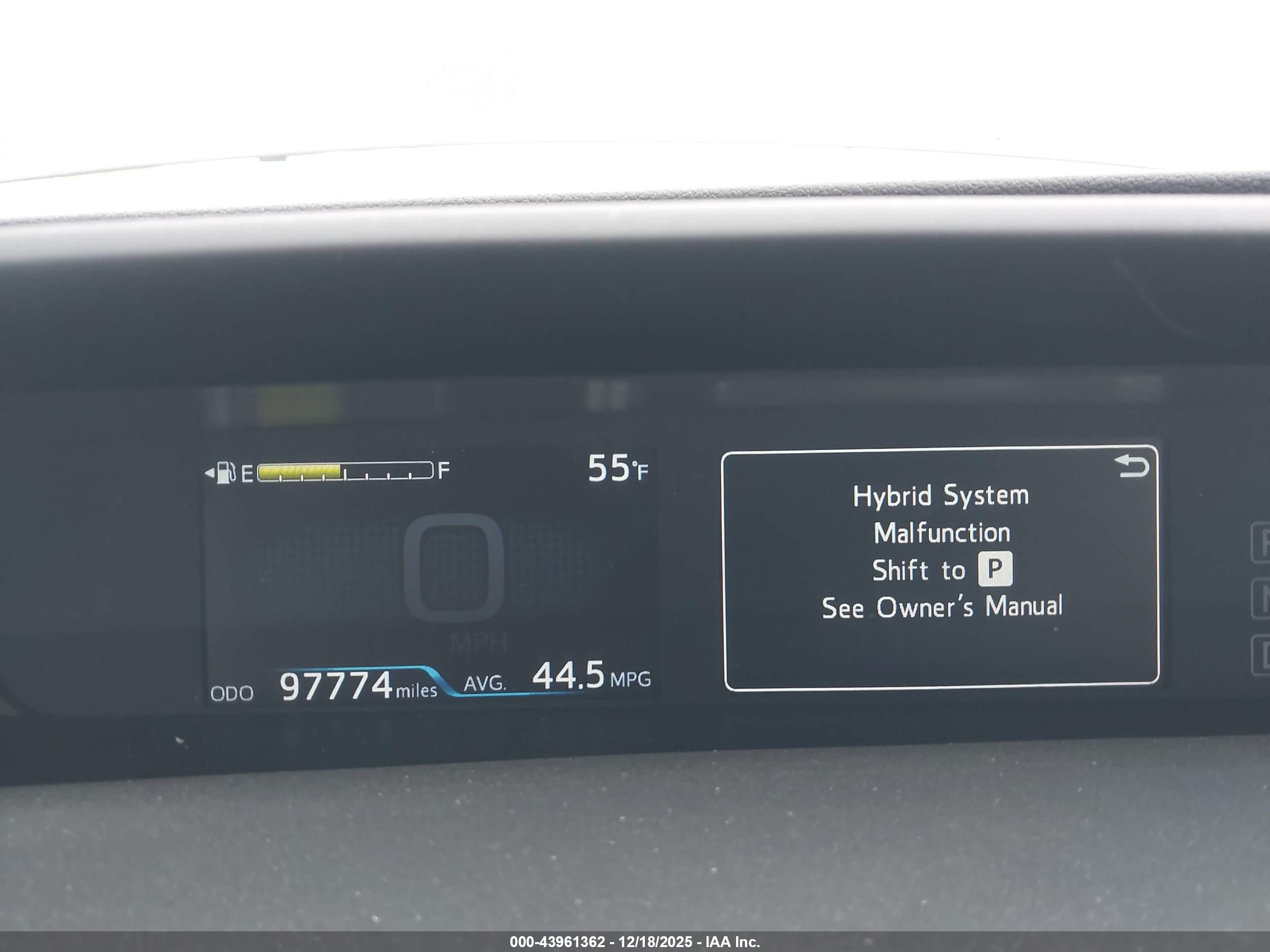 TOYOTA PRIUS image 7
