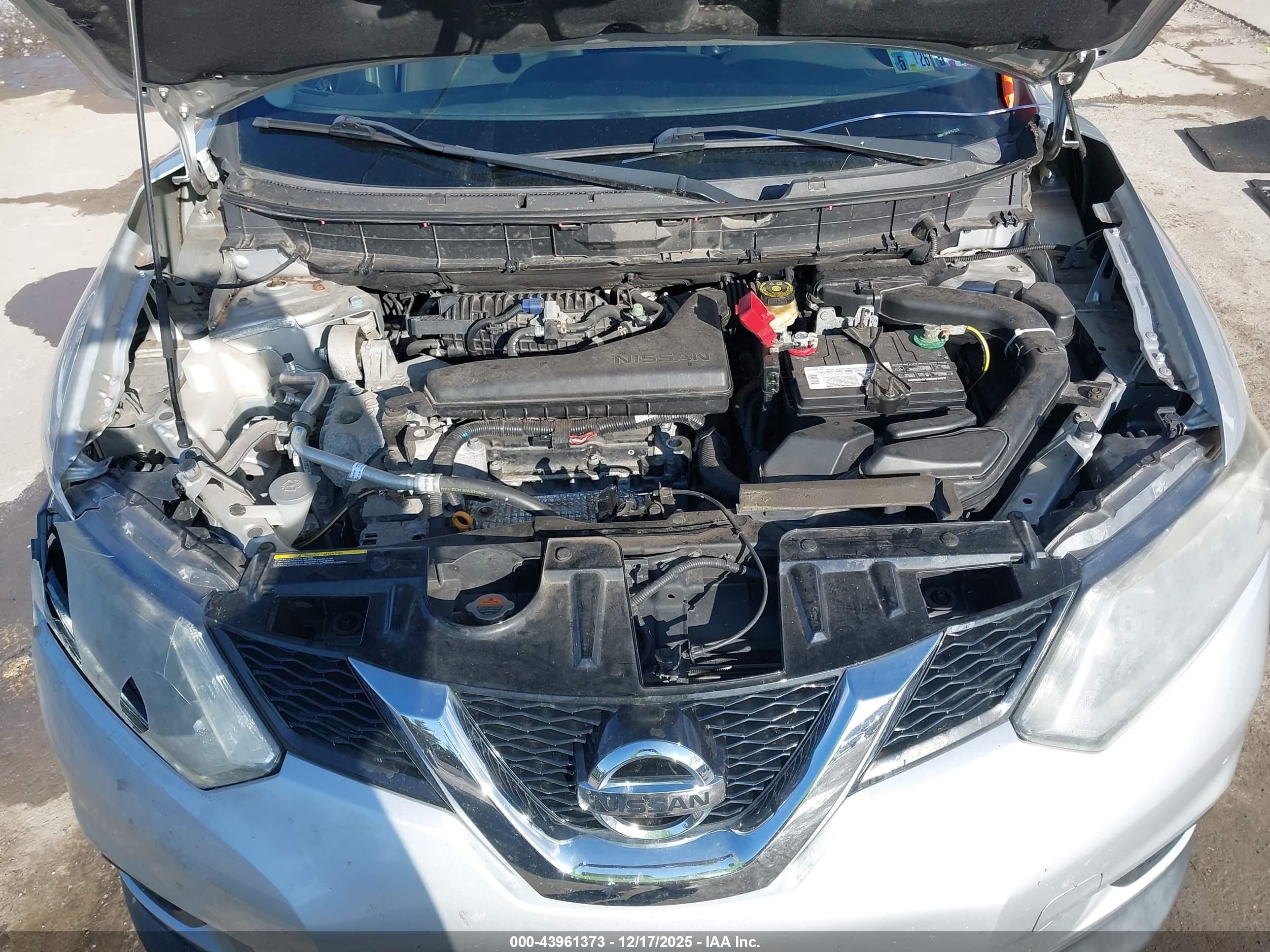 NISSAN ROGUE image 10