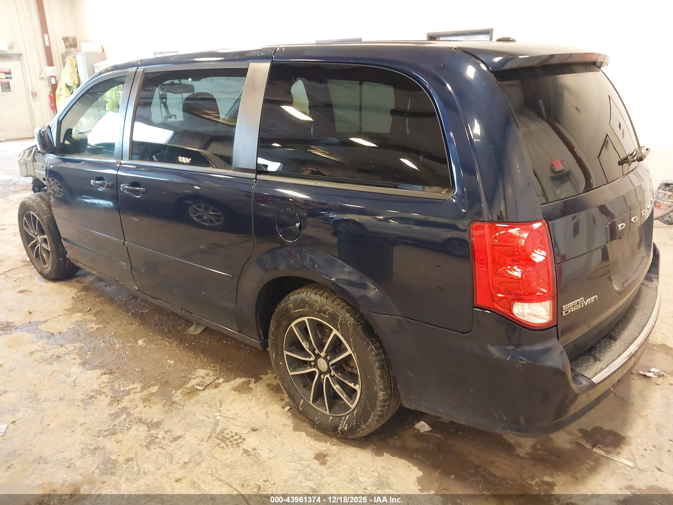 DODGE GRAND image 3