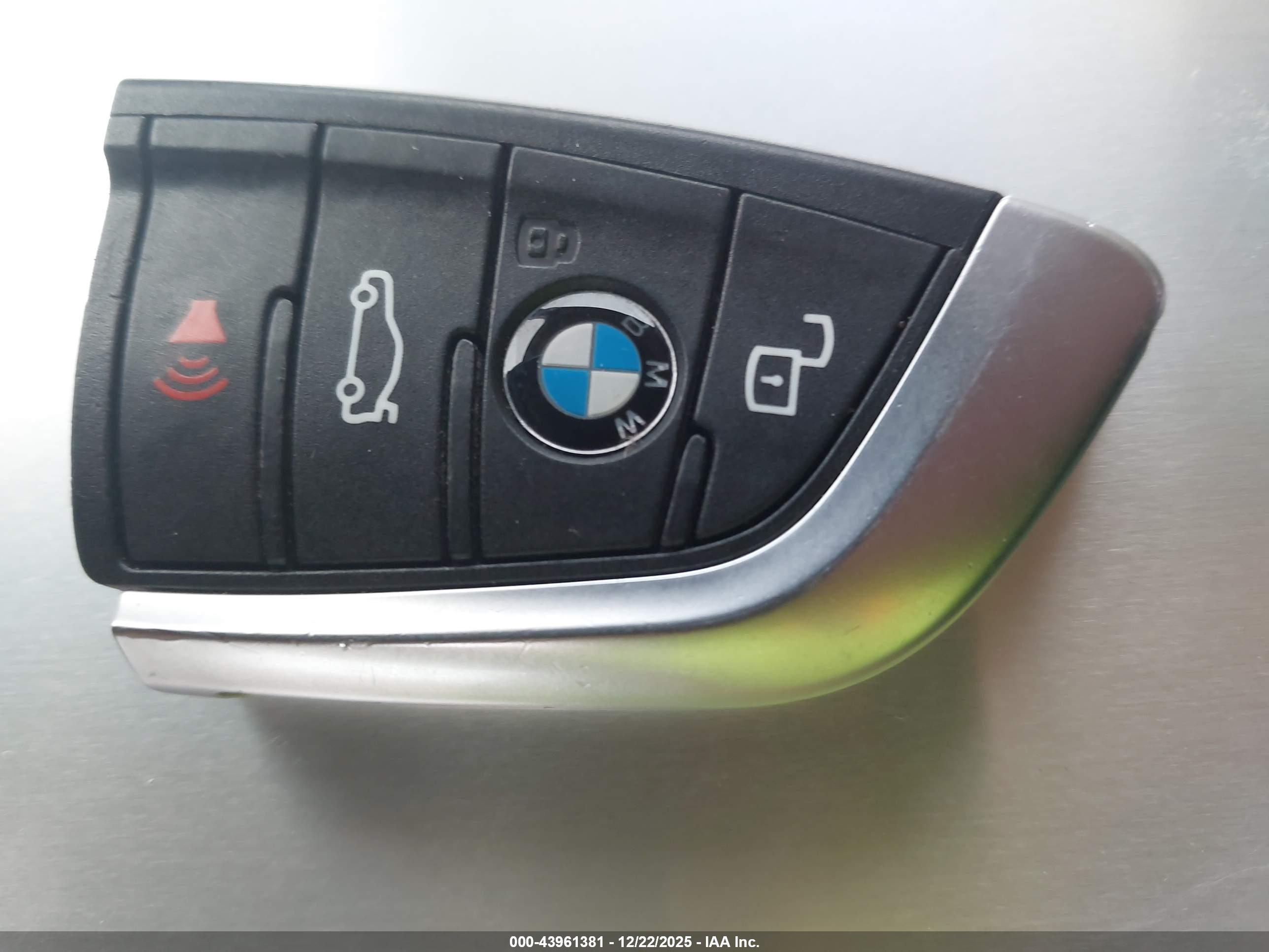 BMW M440I image 11
