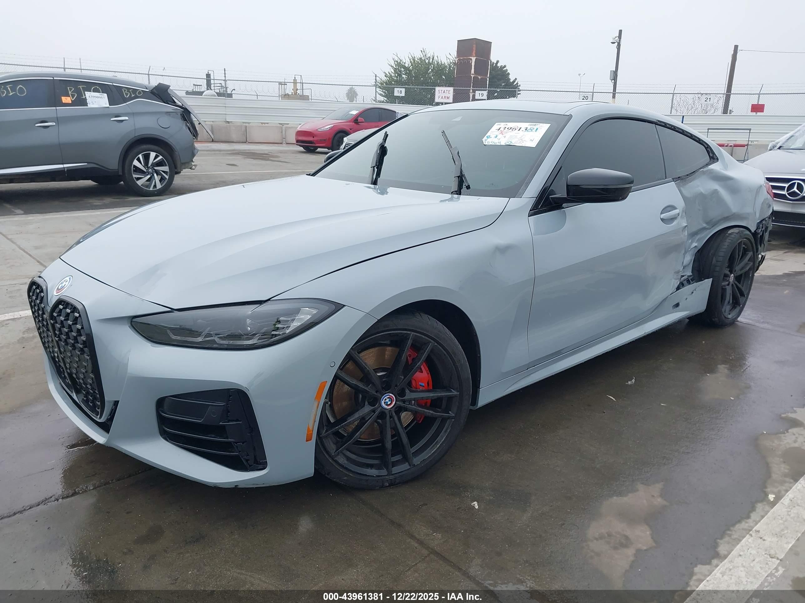 BMW M440I image 2
