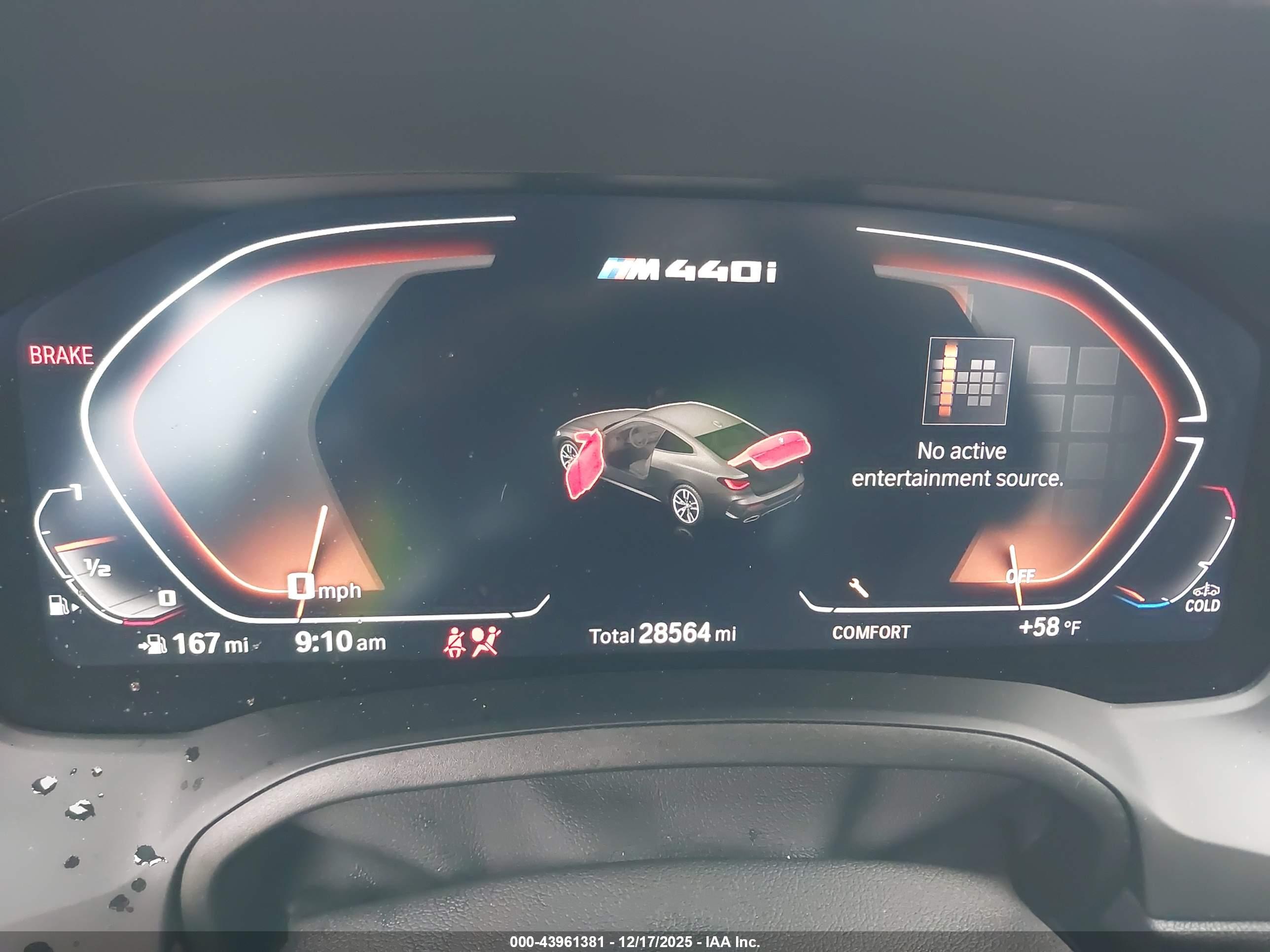 BMW M440I image 7