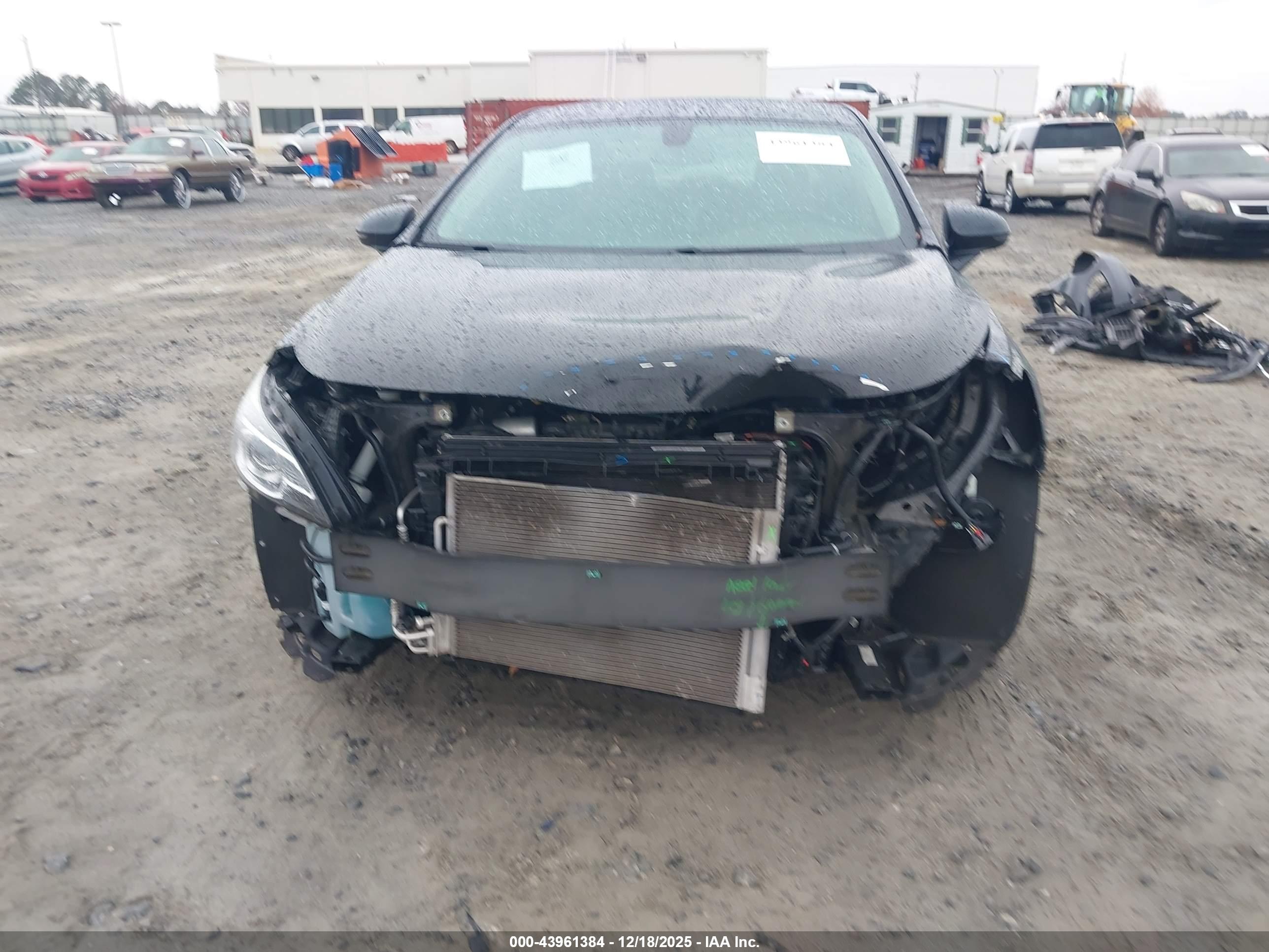 BUICK LACROSSE image 6