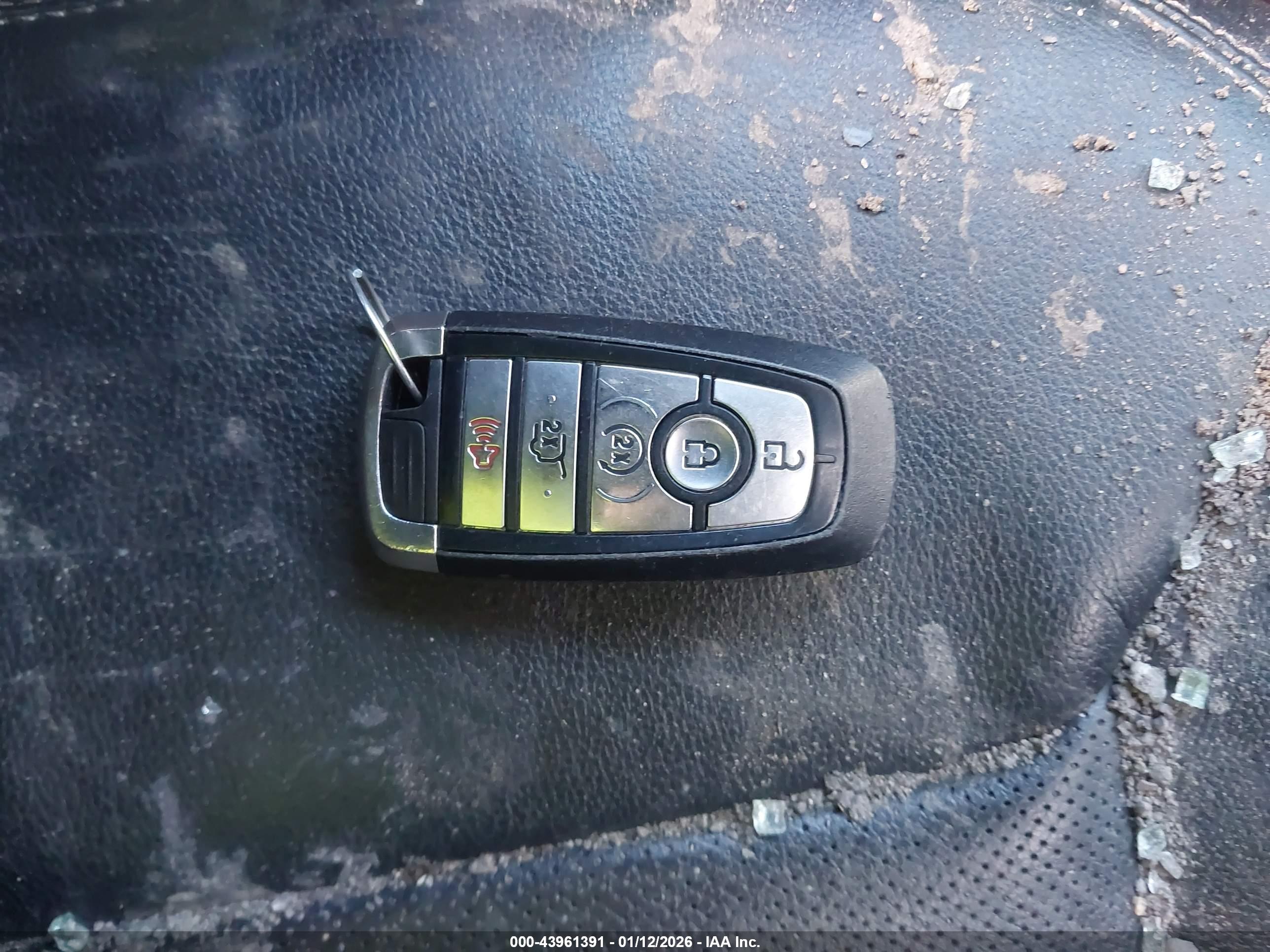 FORD EXPLORER image 11
