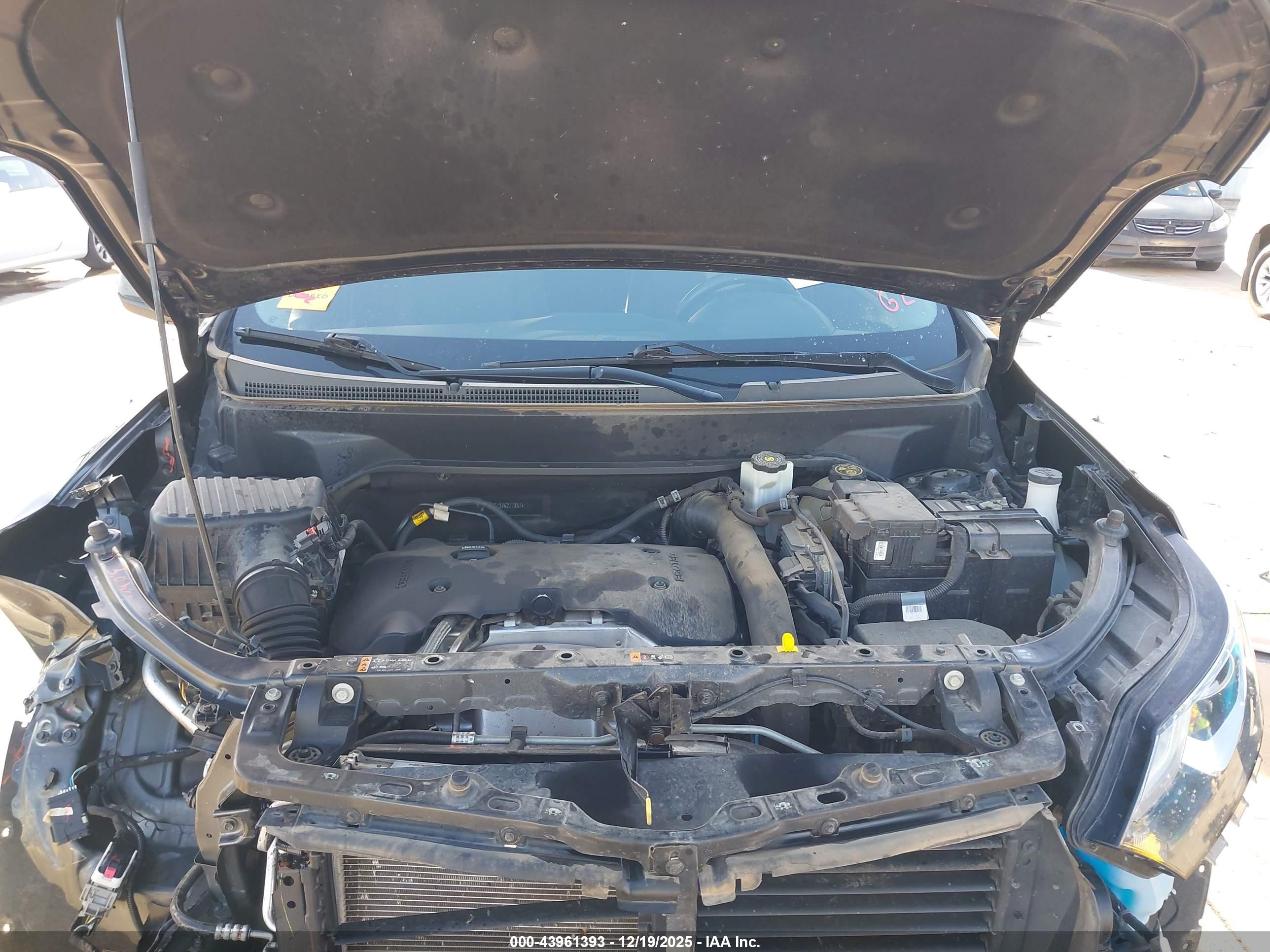 CHEVROLET EQUINOX image 10