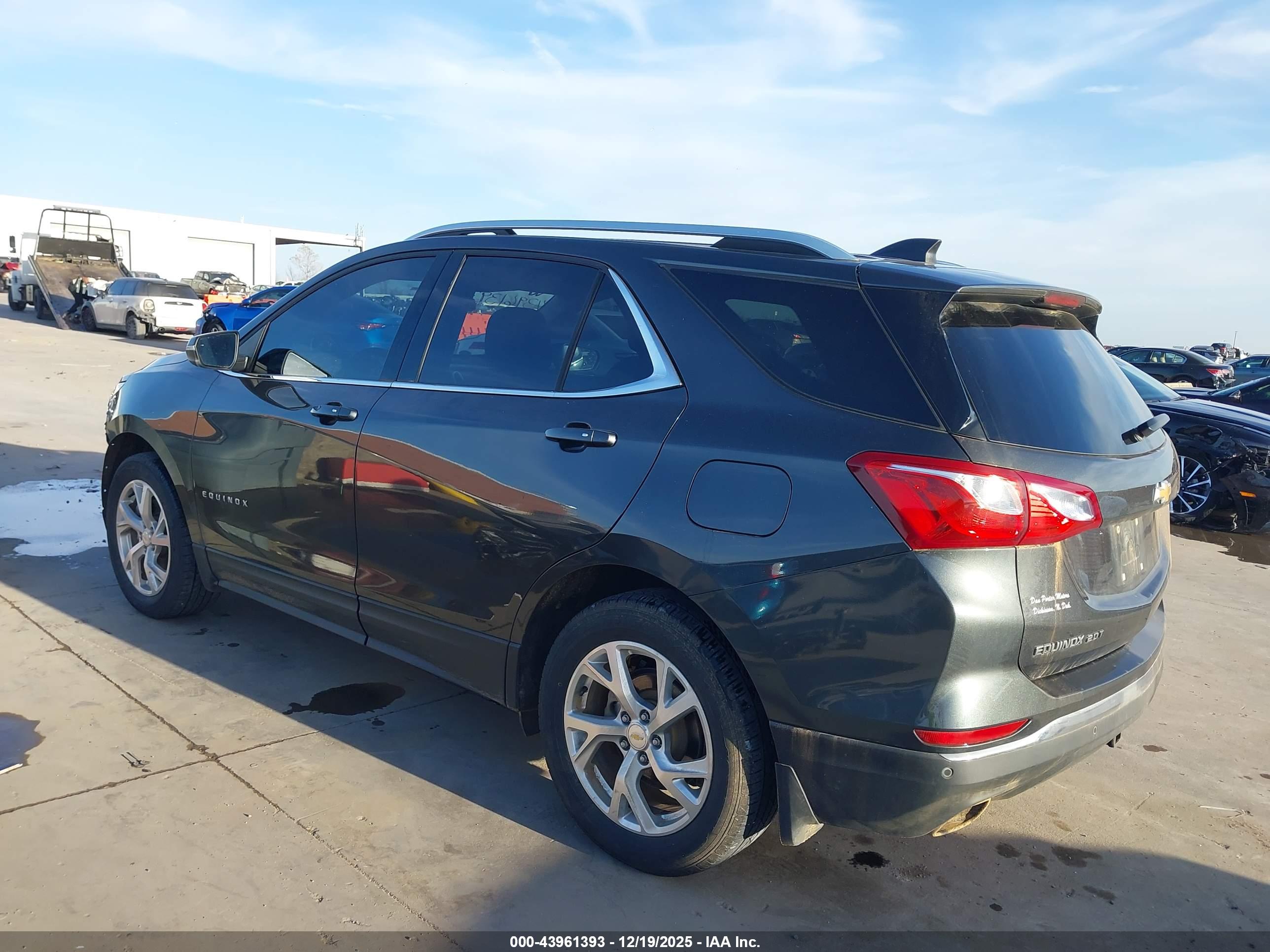 CHEVROLET EQUINOX image 3