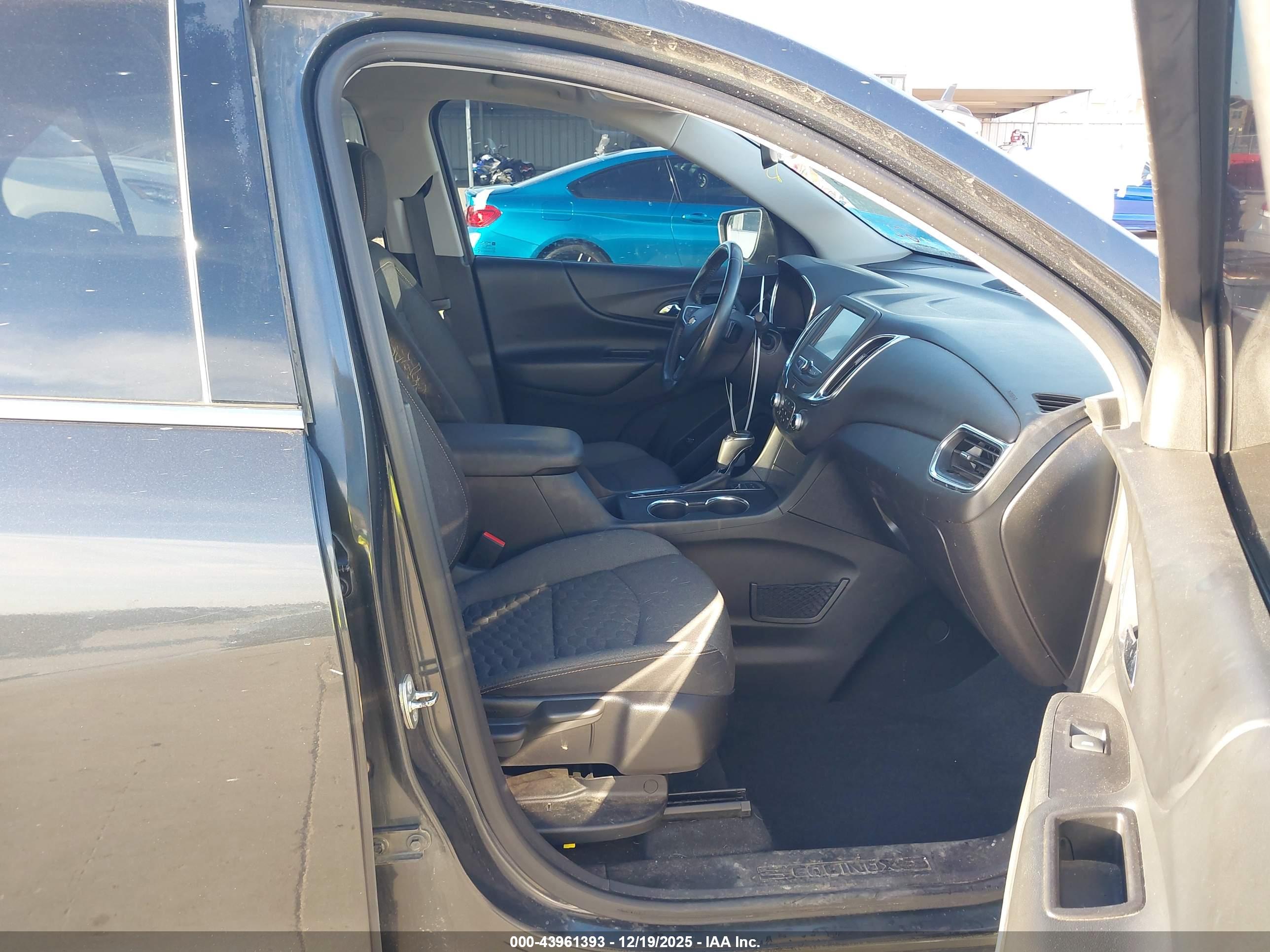 CHEVROLET EQUINOX image 5