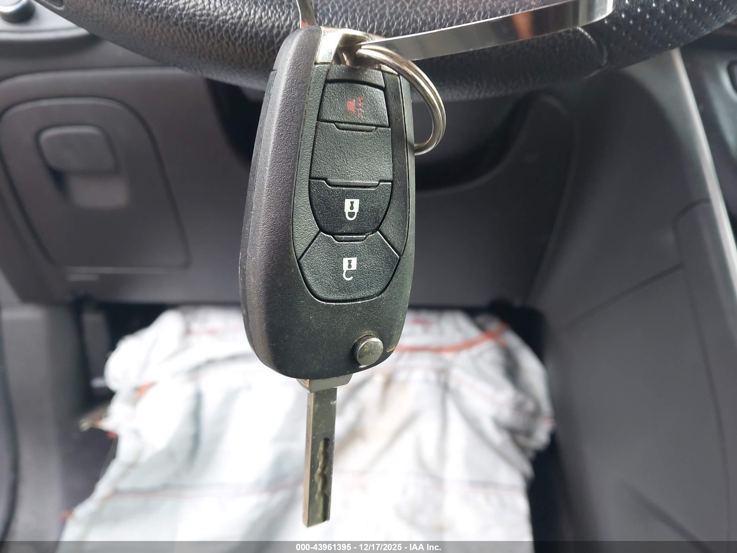 CHEVROLET TRAX image 11