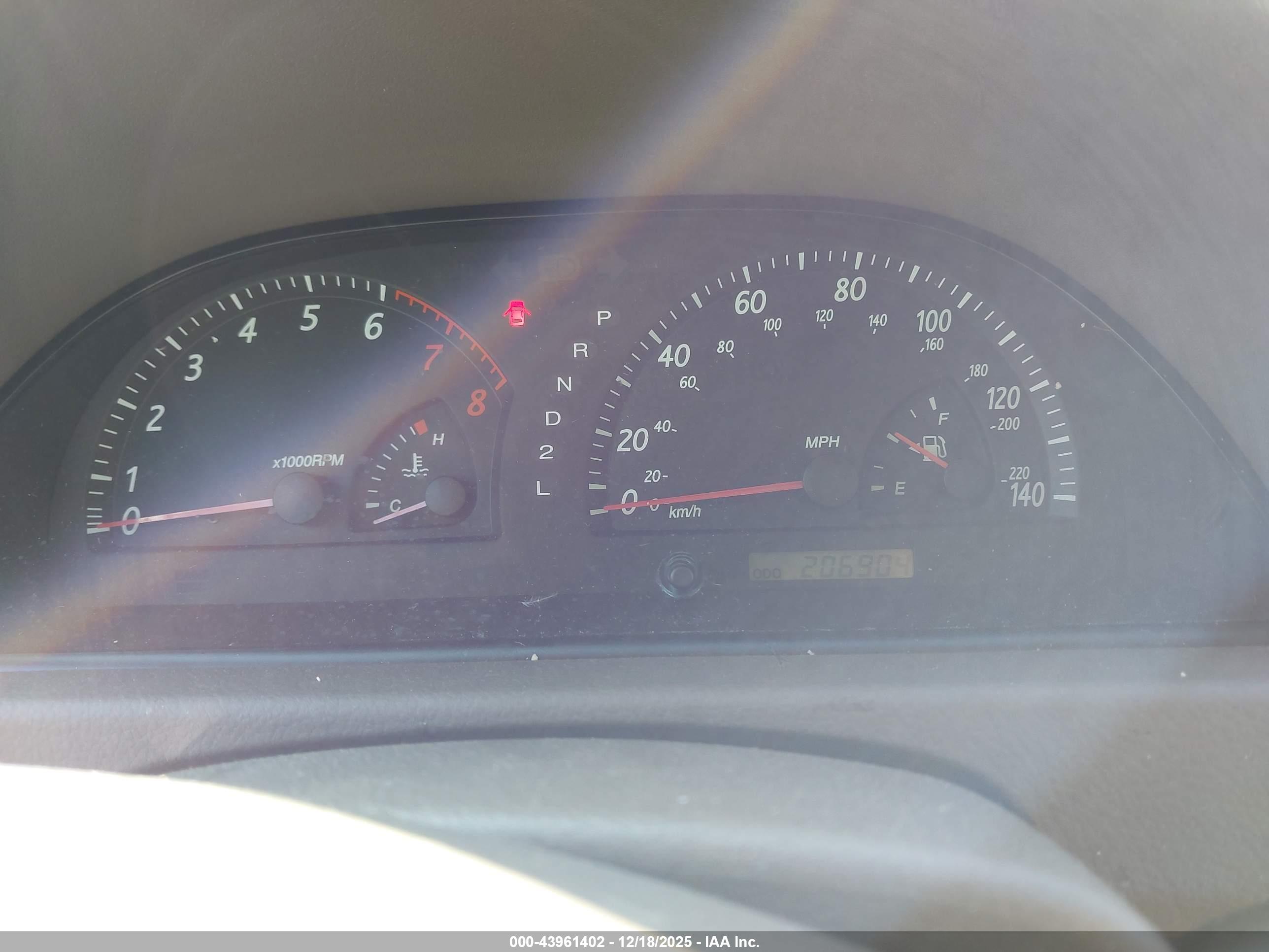 TOYOTA CAMRY image 7