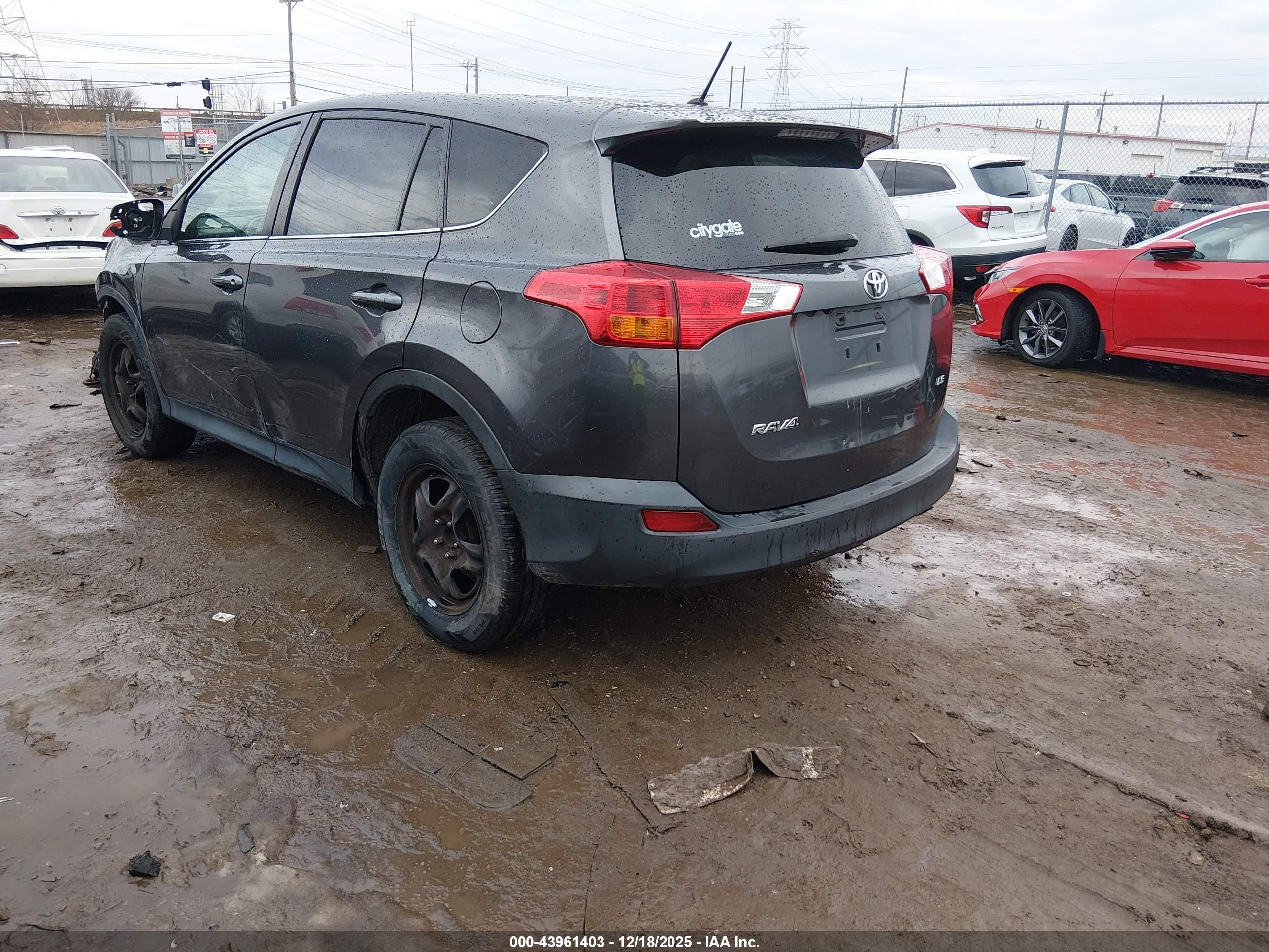 TOYOTA RAV4 image 3