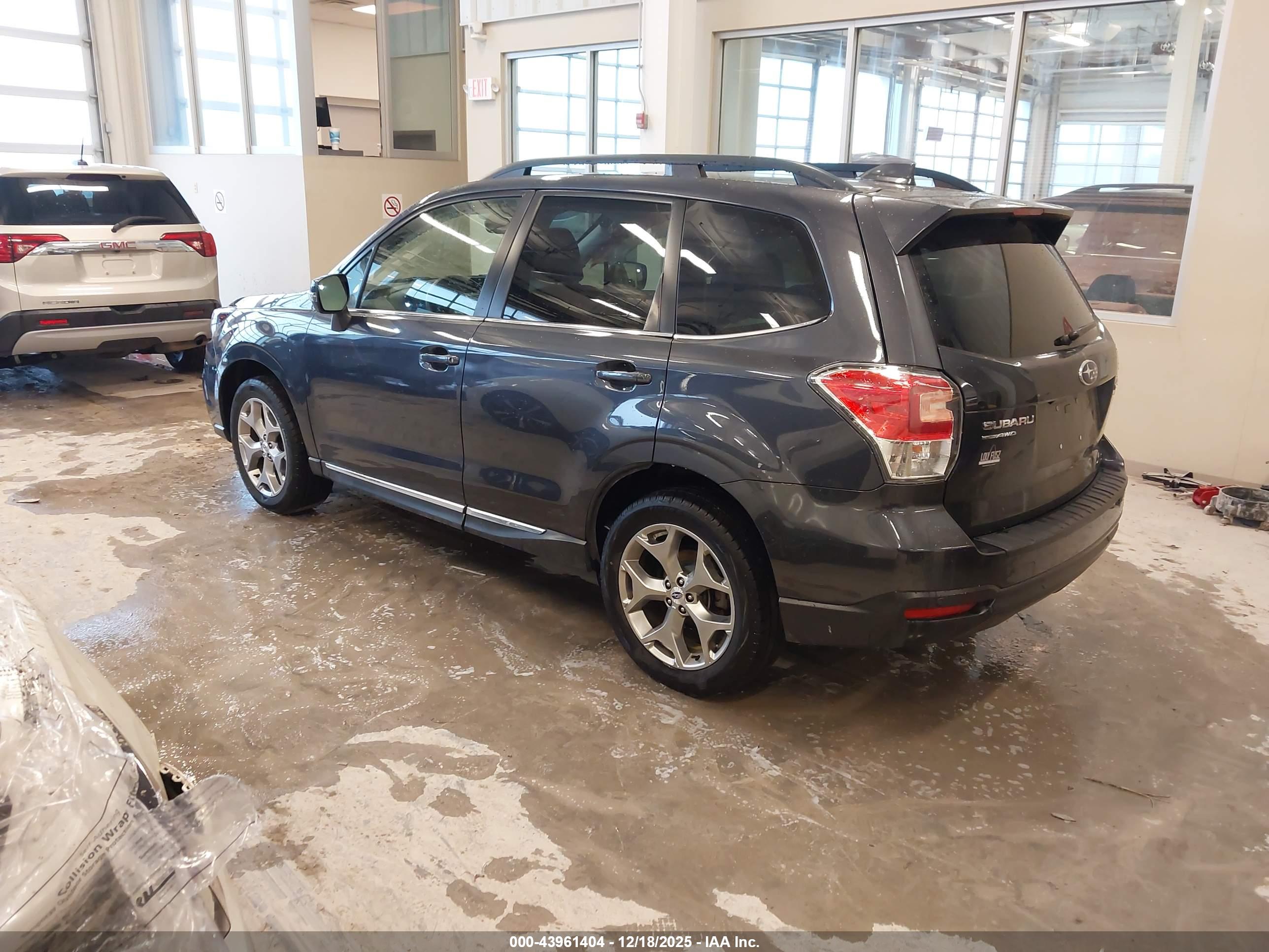 SUBARU FORESTER image 3