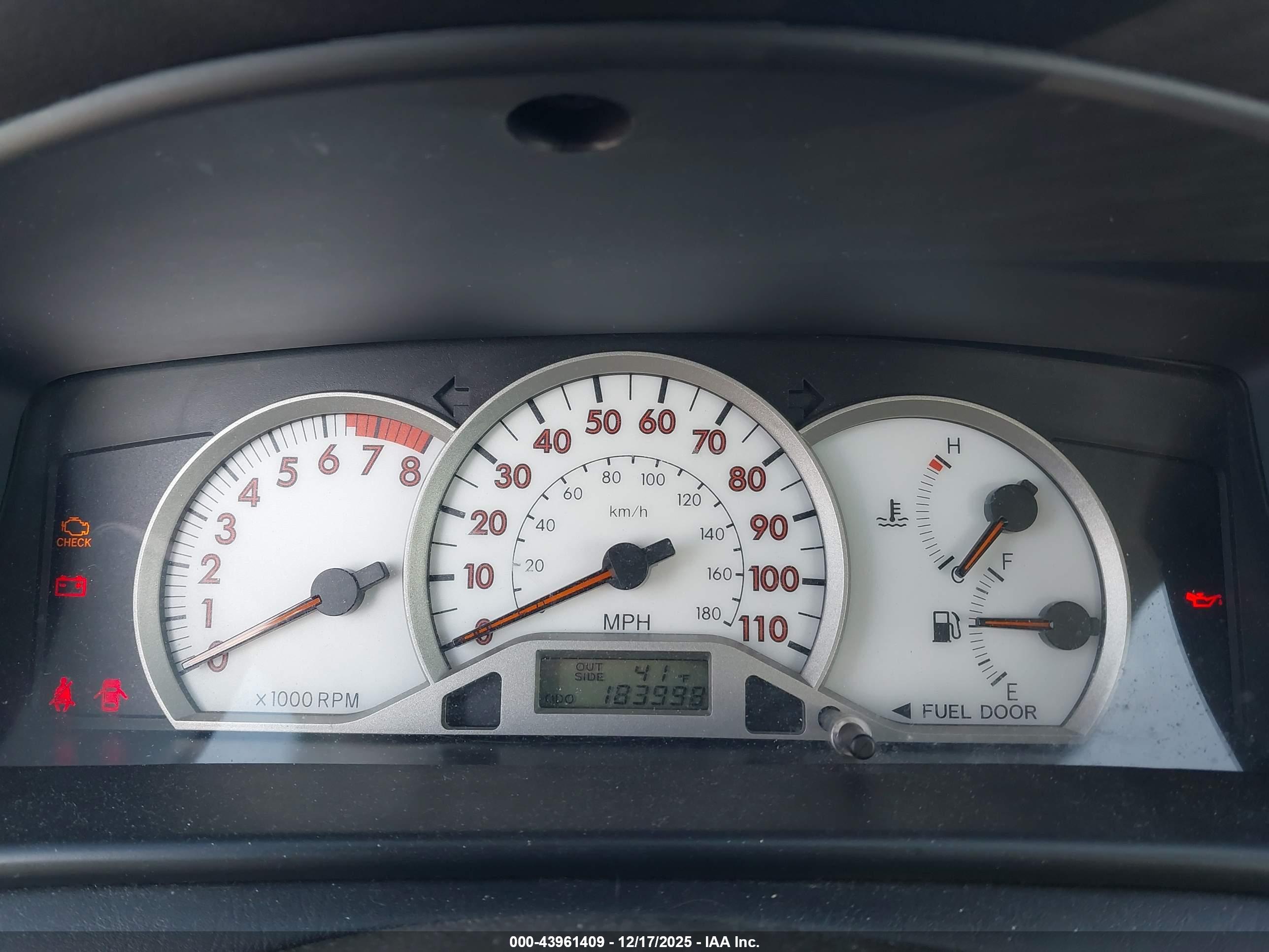 TOYOTA COROLLA image 7