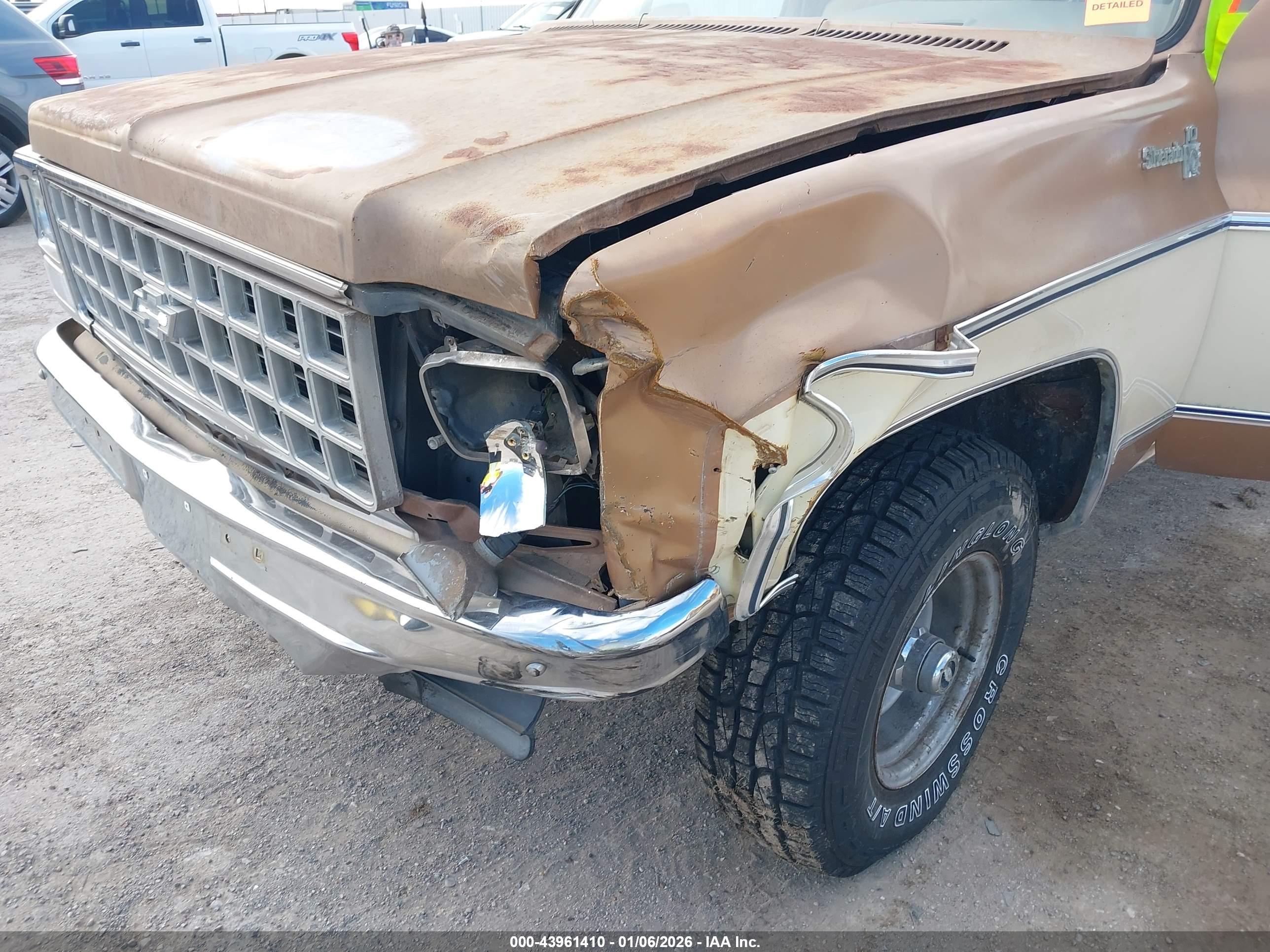 CHEV SILVERADO image 6