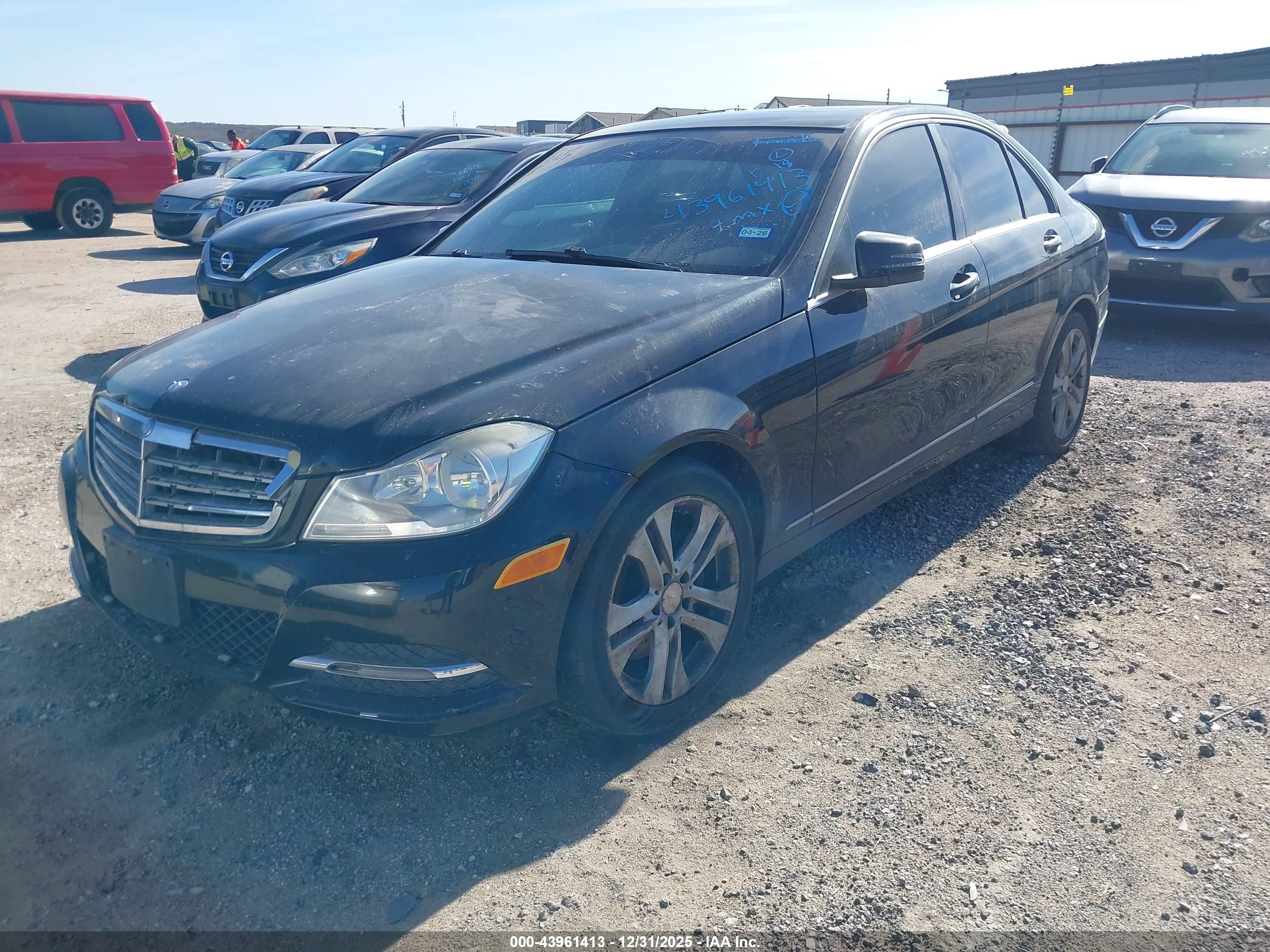 MERCEDES-BENZ C image 2