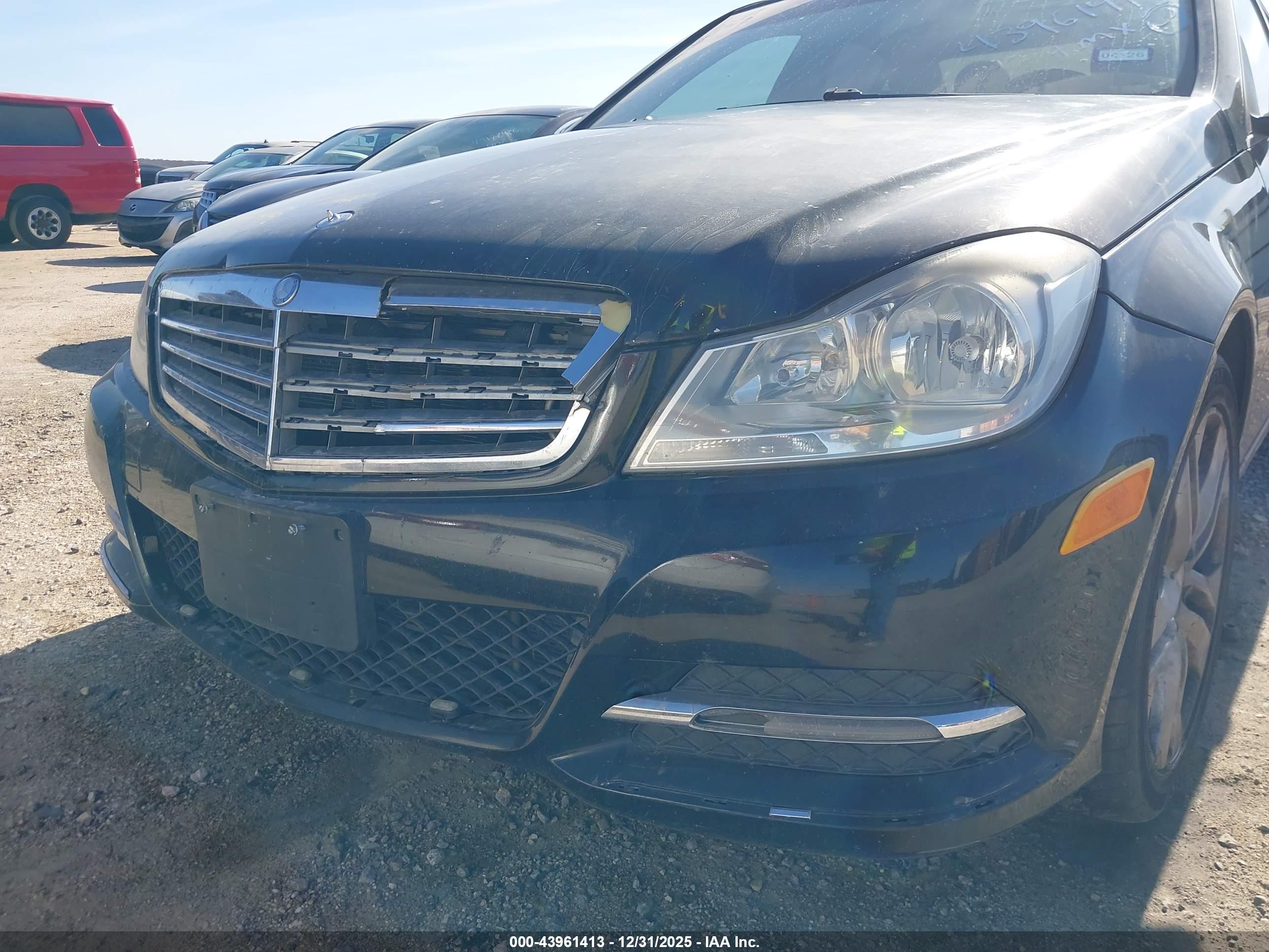 MERCEDES-BENZ C image 6