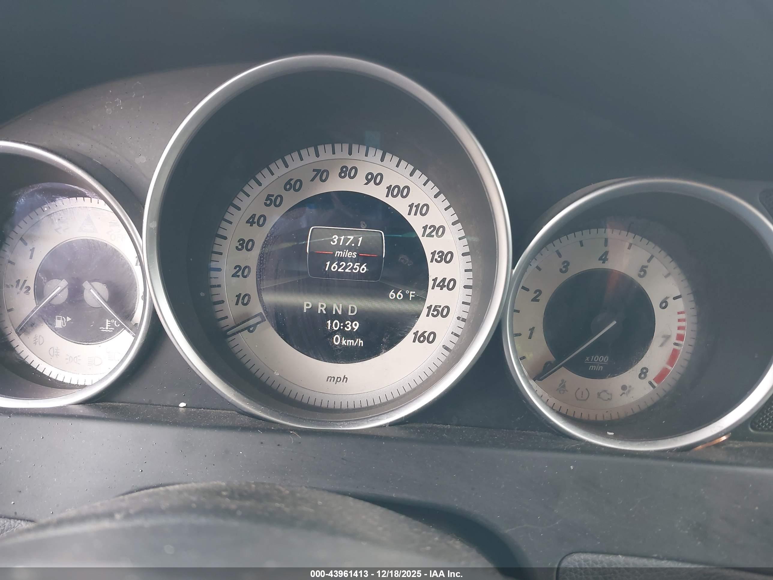 MERCEDES-BENZ C image 7