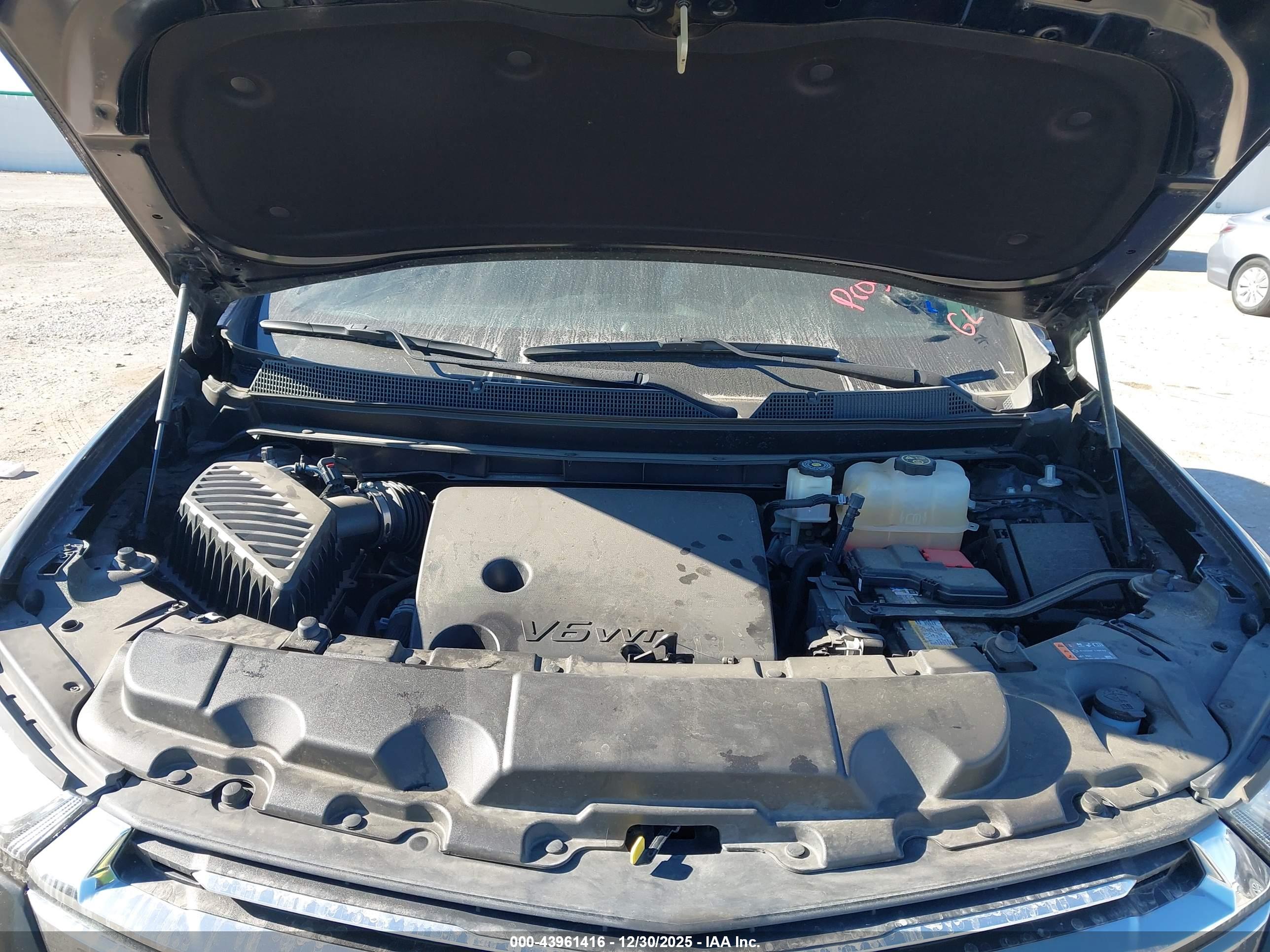 CHEVROLET TRAVERSE image 10