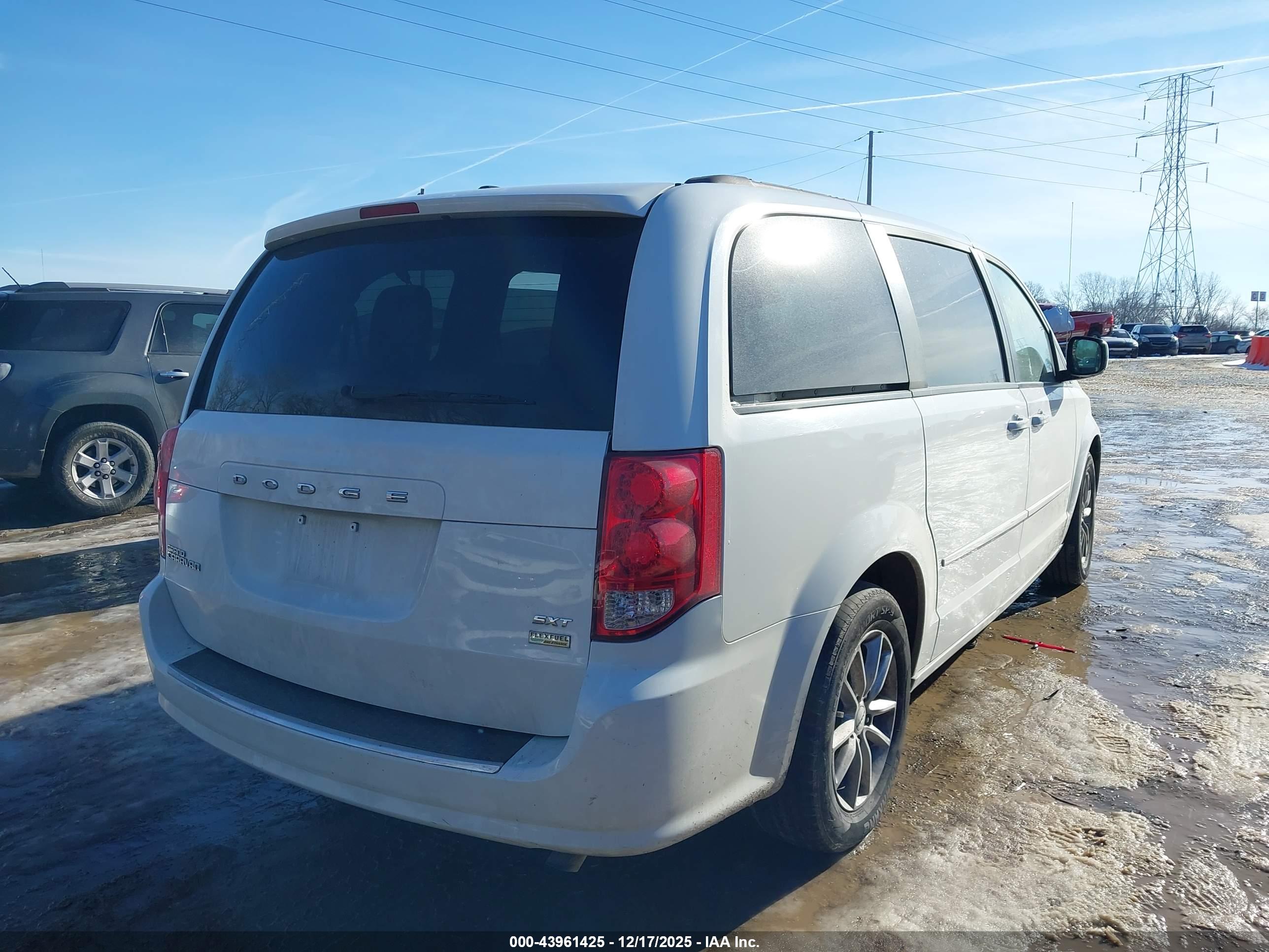 DODGE GRAND image 4