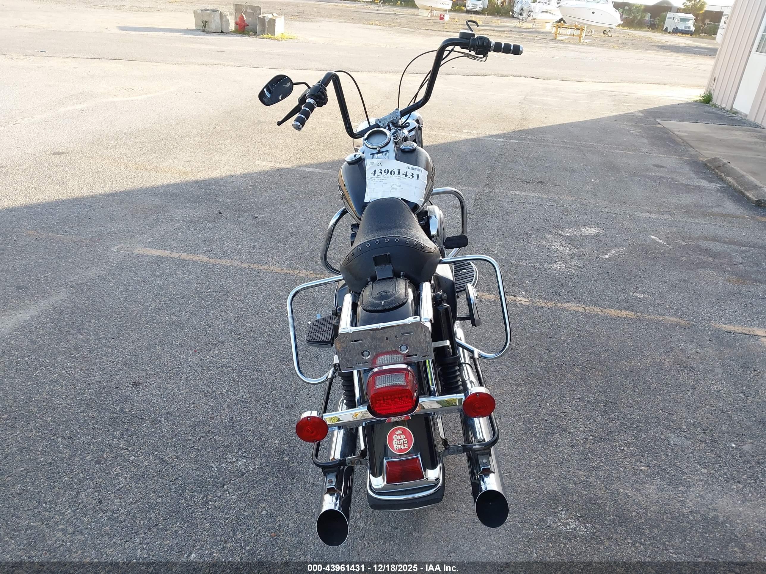 HARLEY-DAVIDSON FLHR image 6