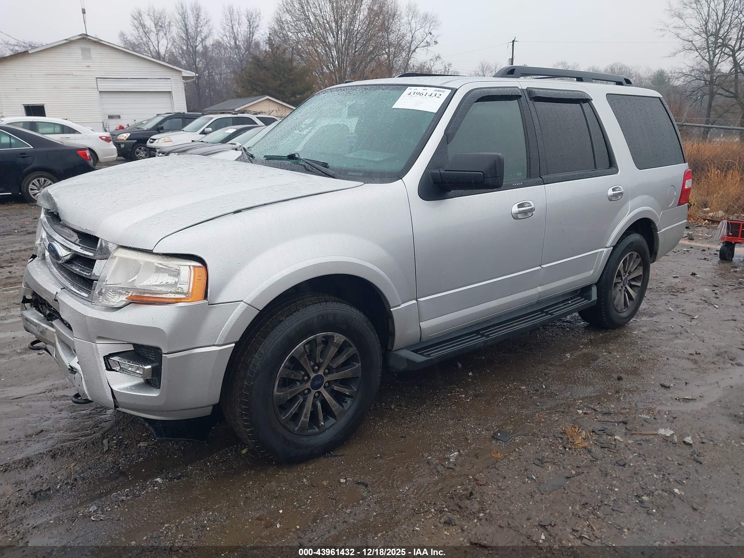 FORD EXPEDITION image 2