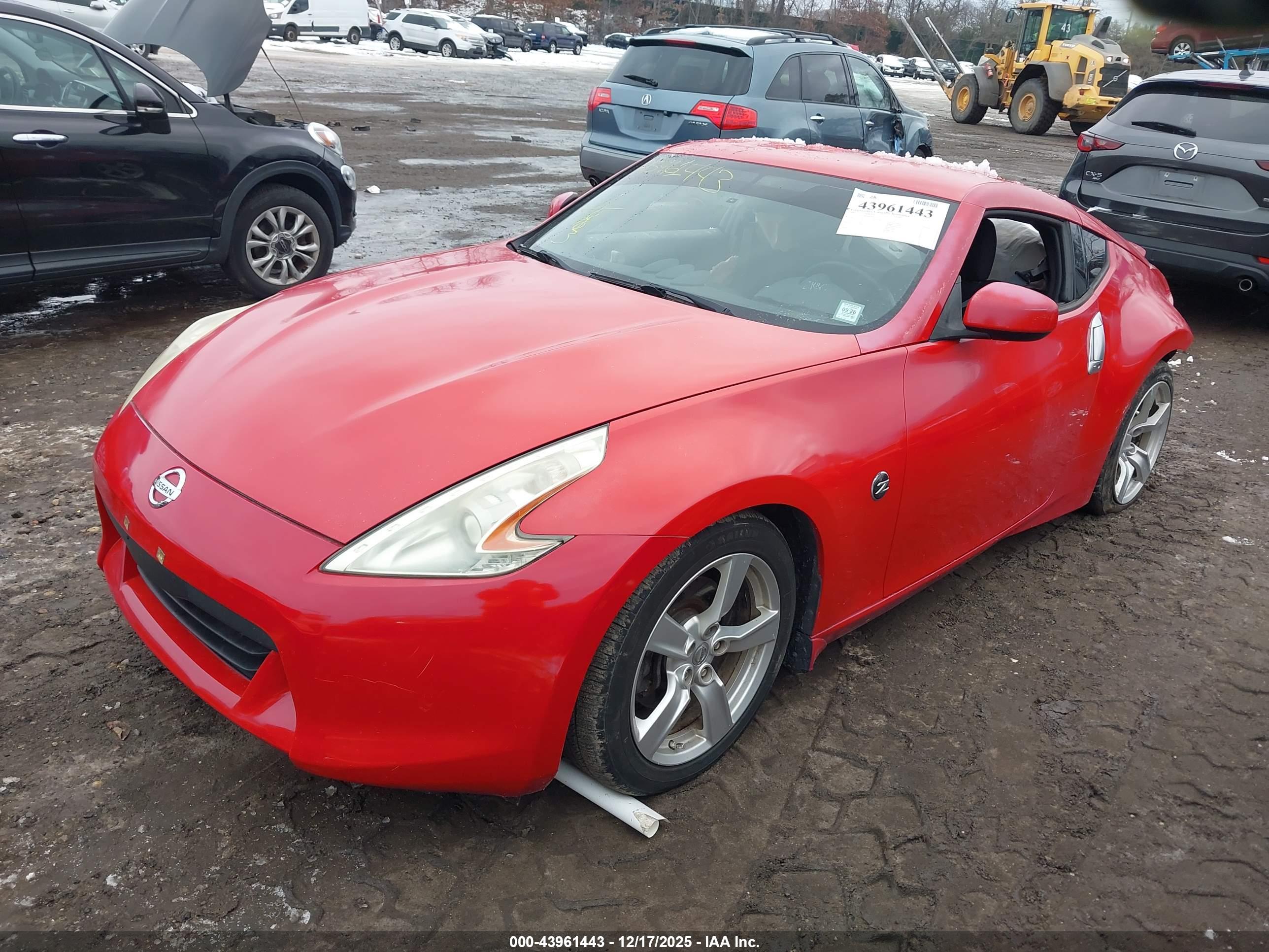 NISSAN 370Z image 2