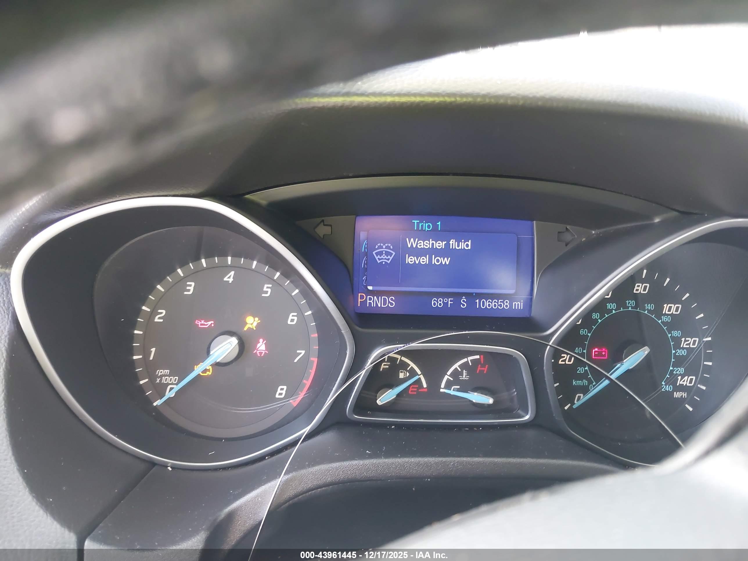 FORD FOCUS image 7
