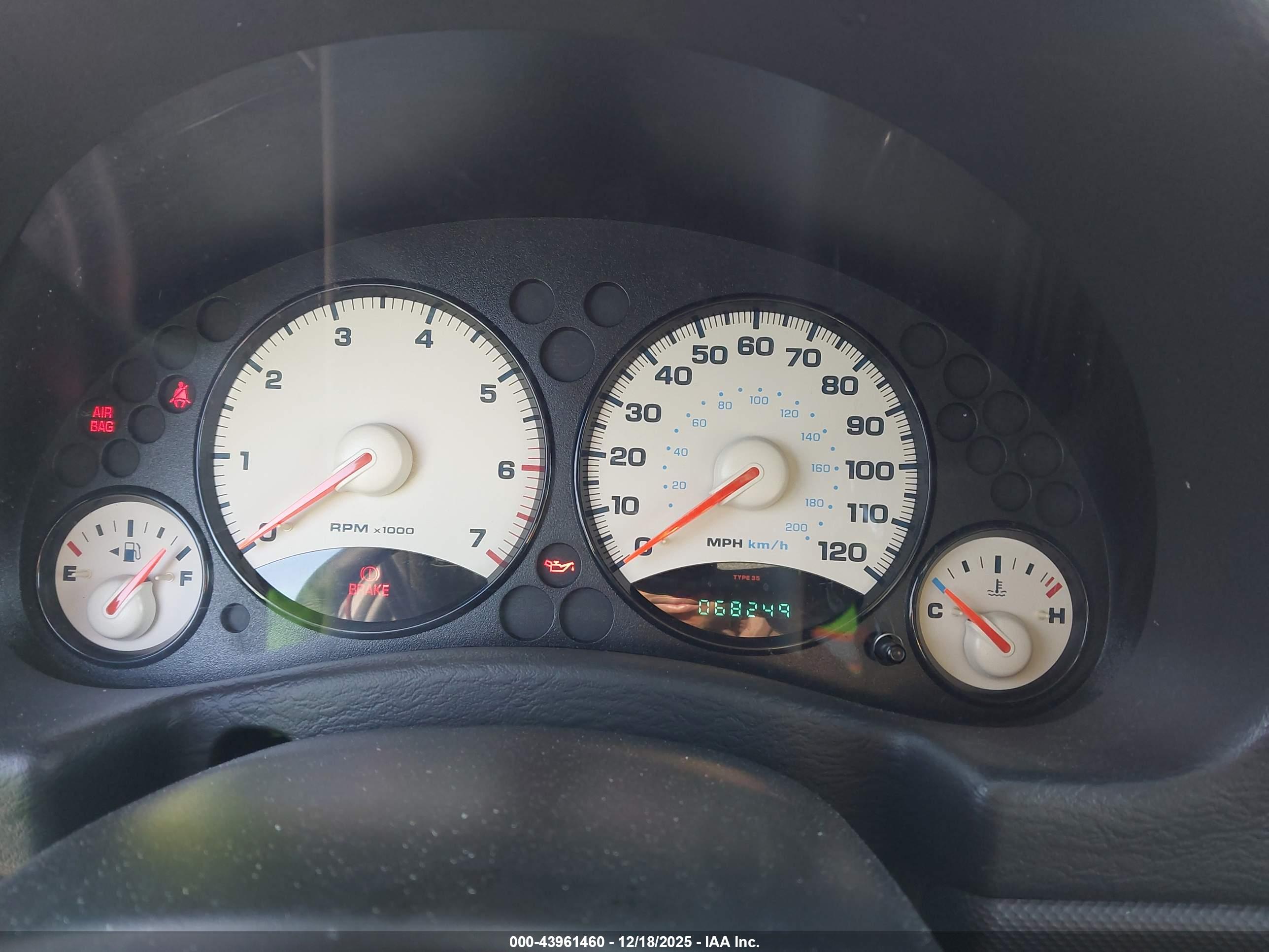 JEEP LIBERTY image 7