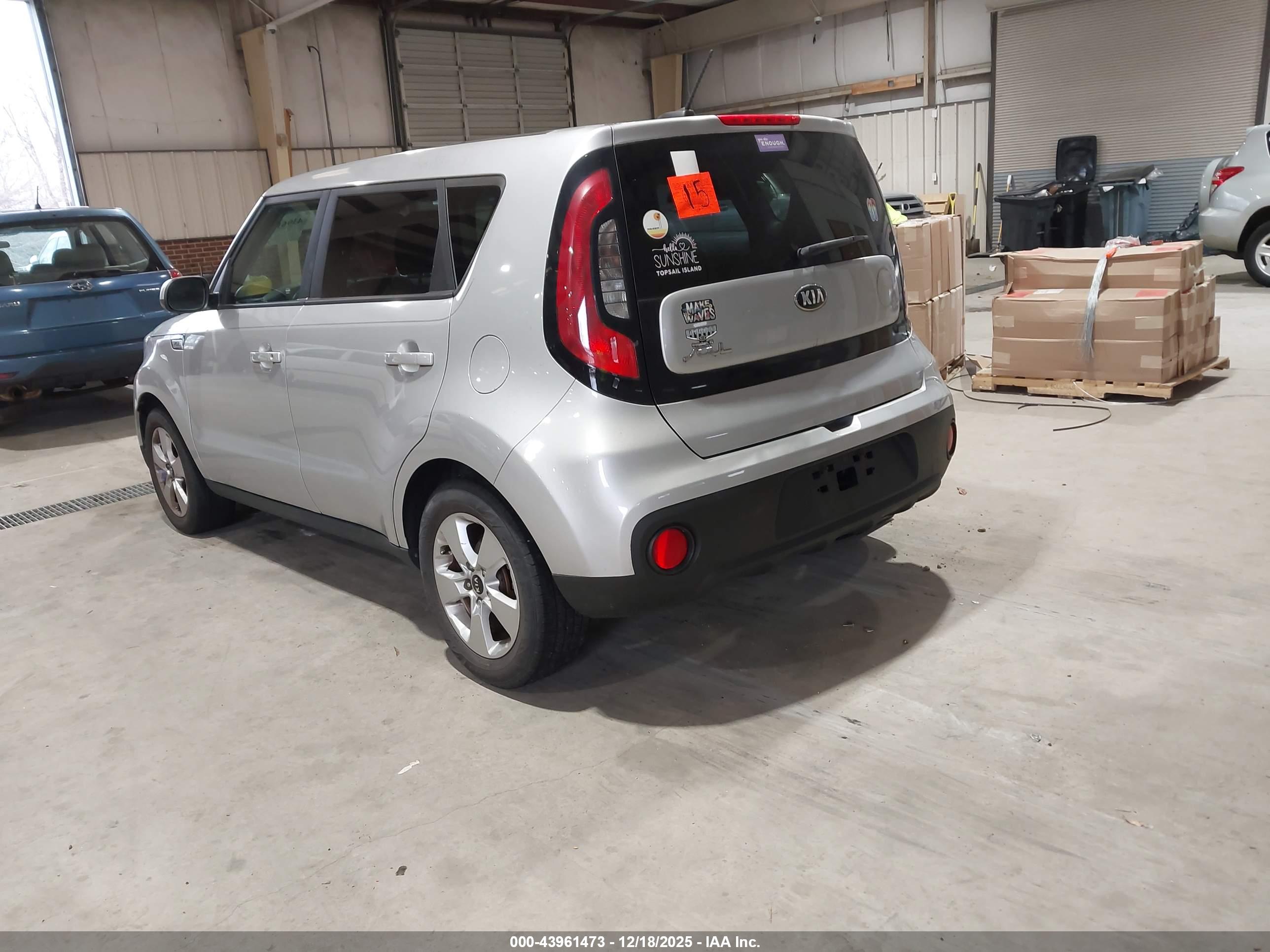 KIA SOUL image 3