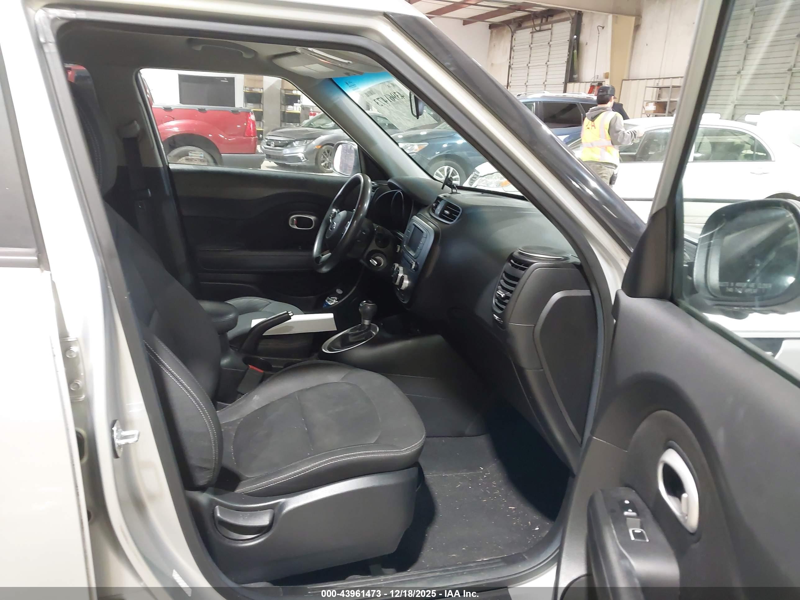 KIA SOUL image 5