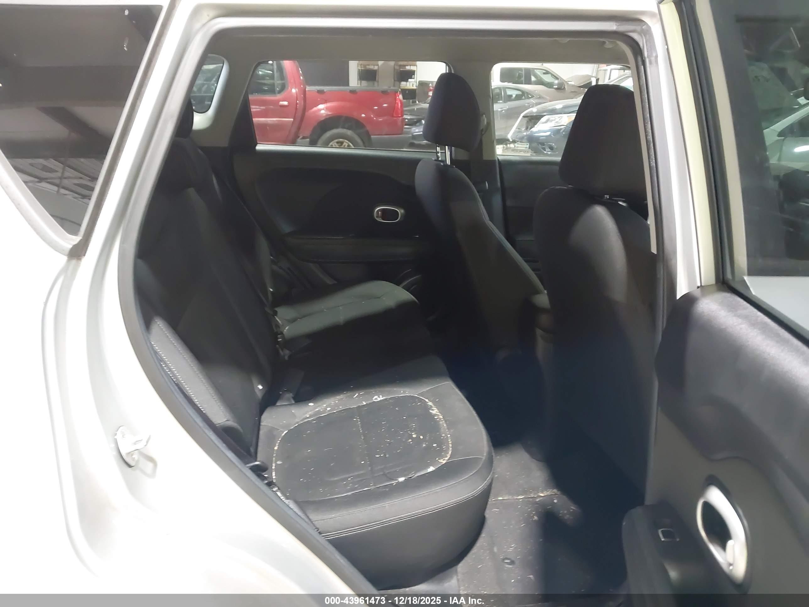 KIA SOUL image 8