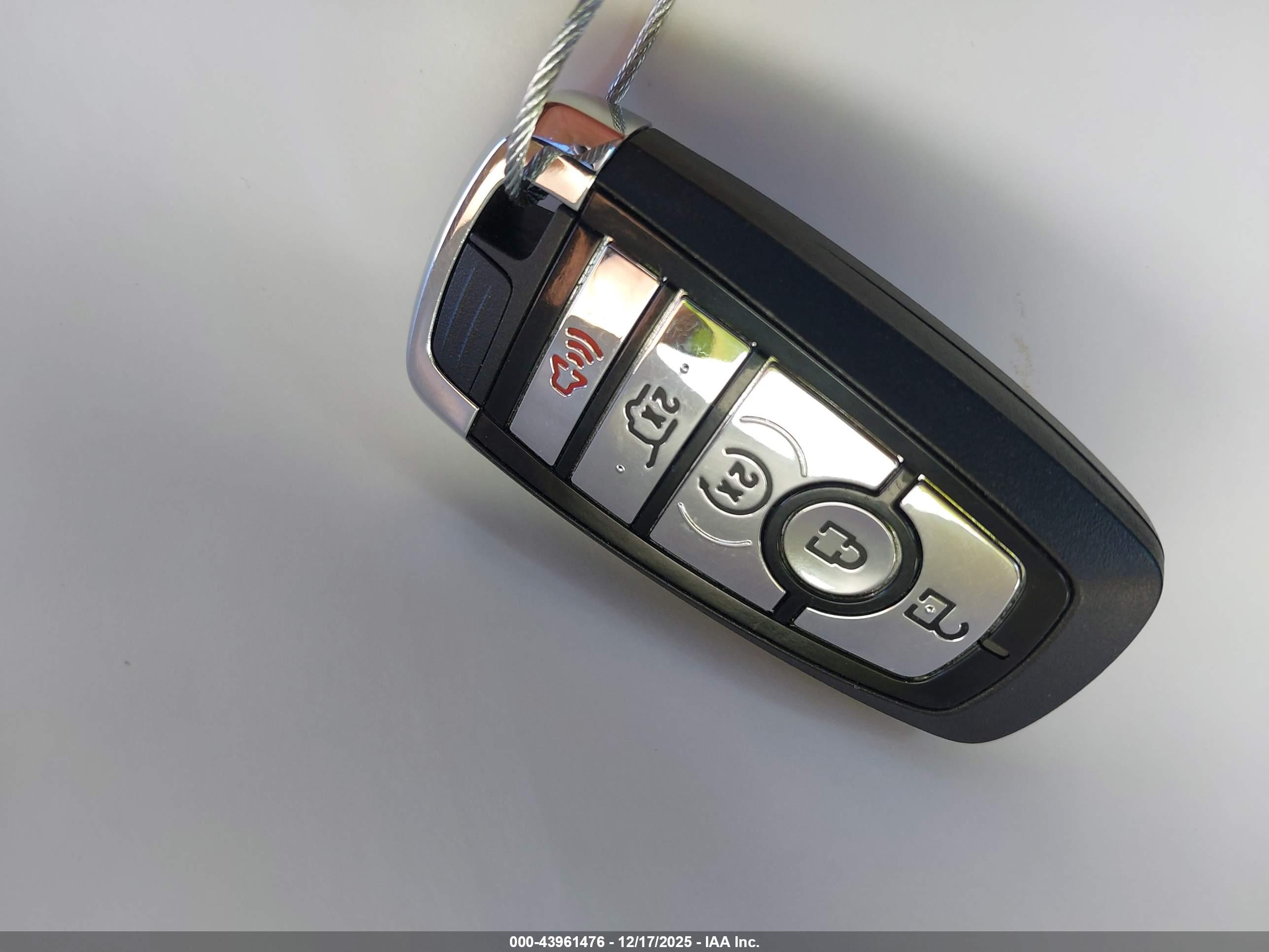 LINCOLN AVIATOR image 11