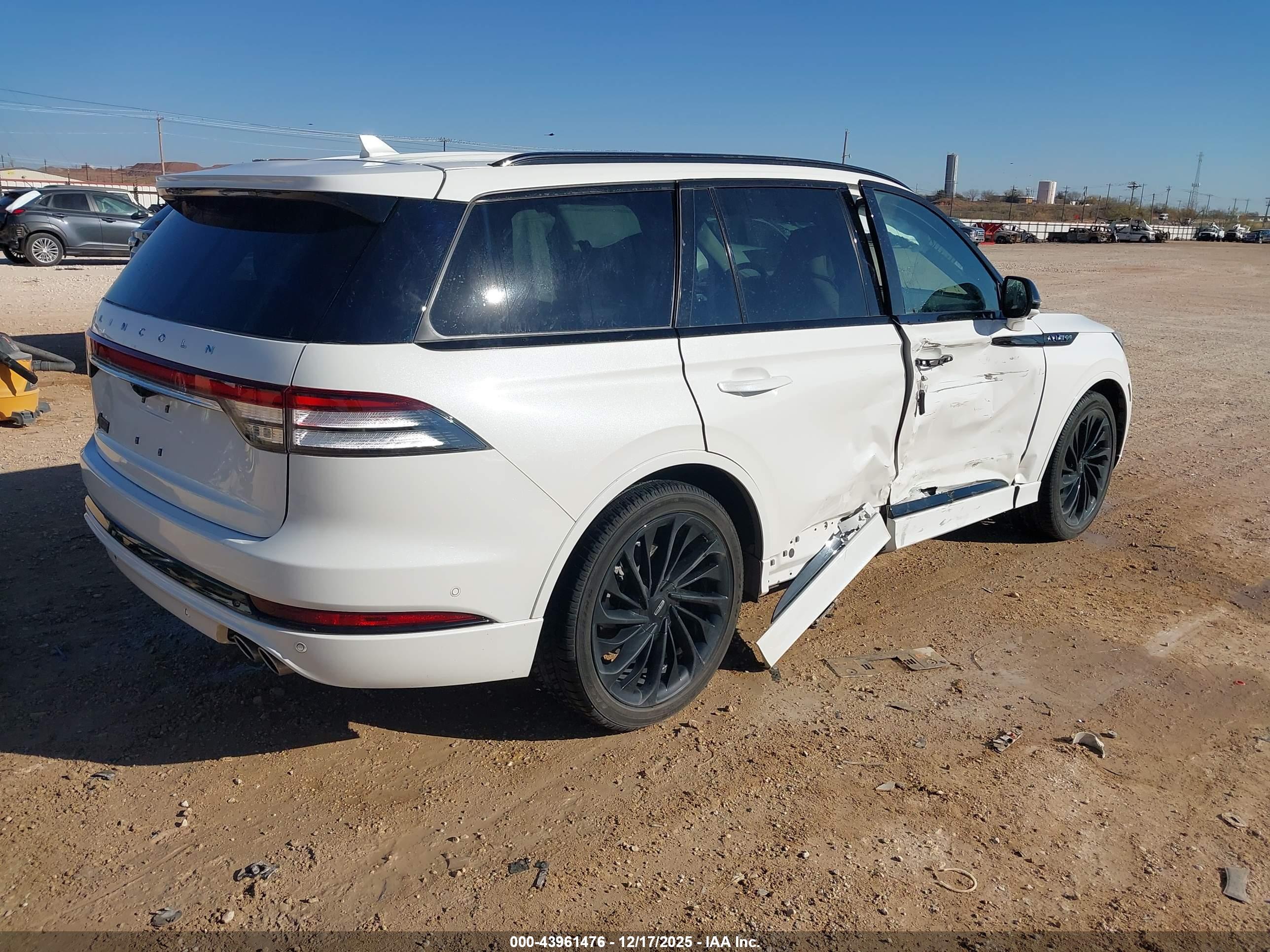 LINCOLN AVIATOR image 4