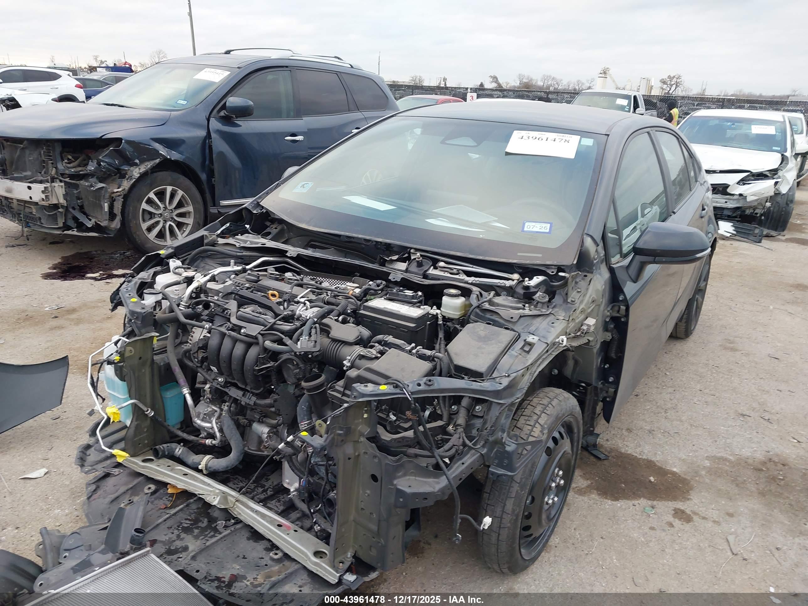 TOYOTA COROLLA image 2