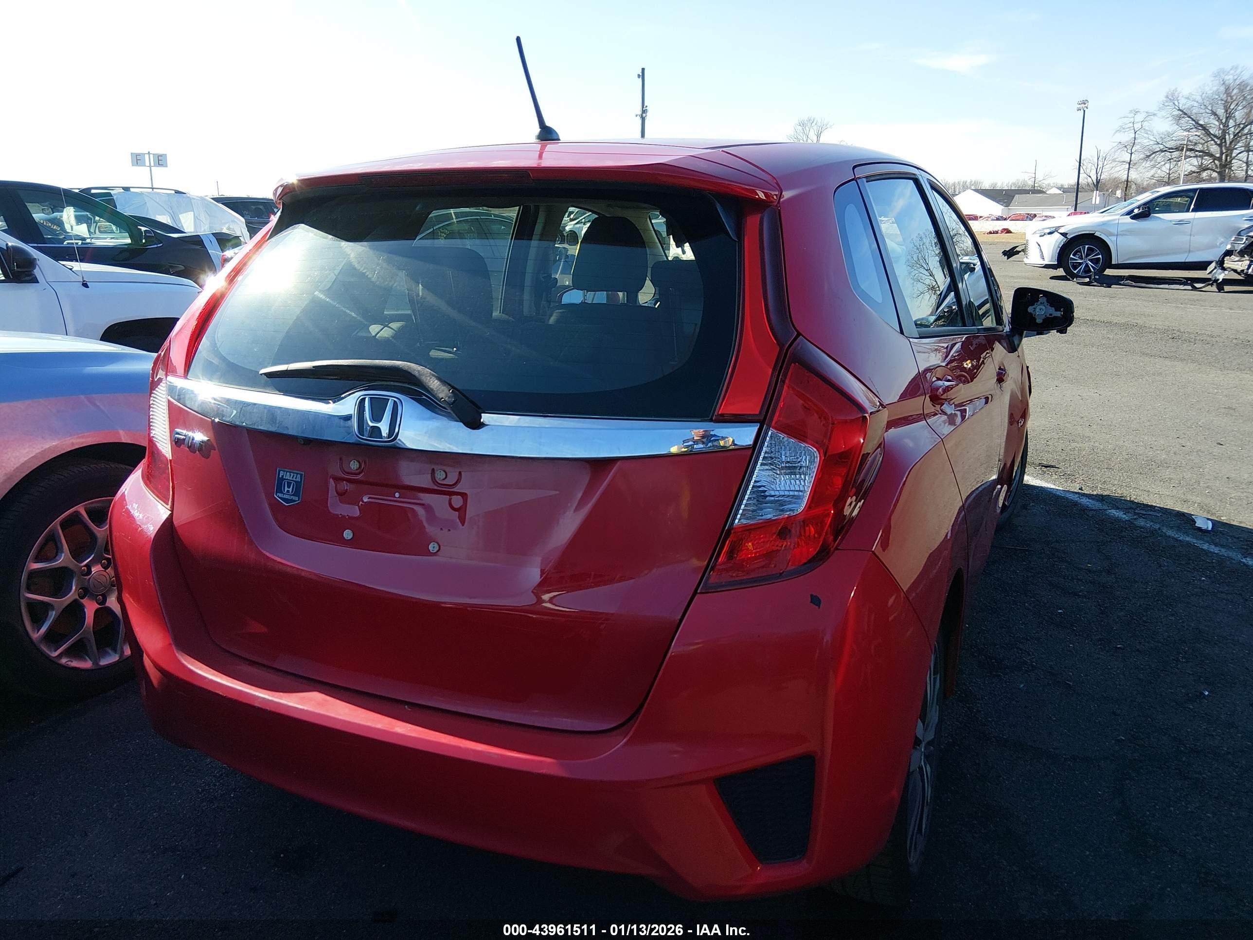 HONDA FIT image 4