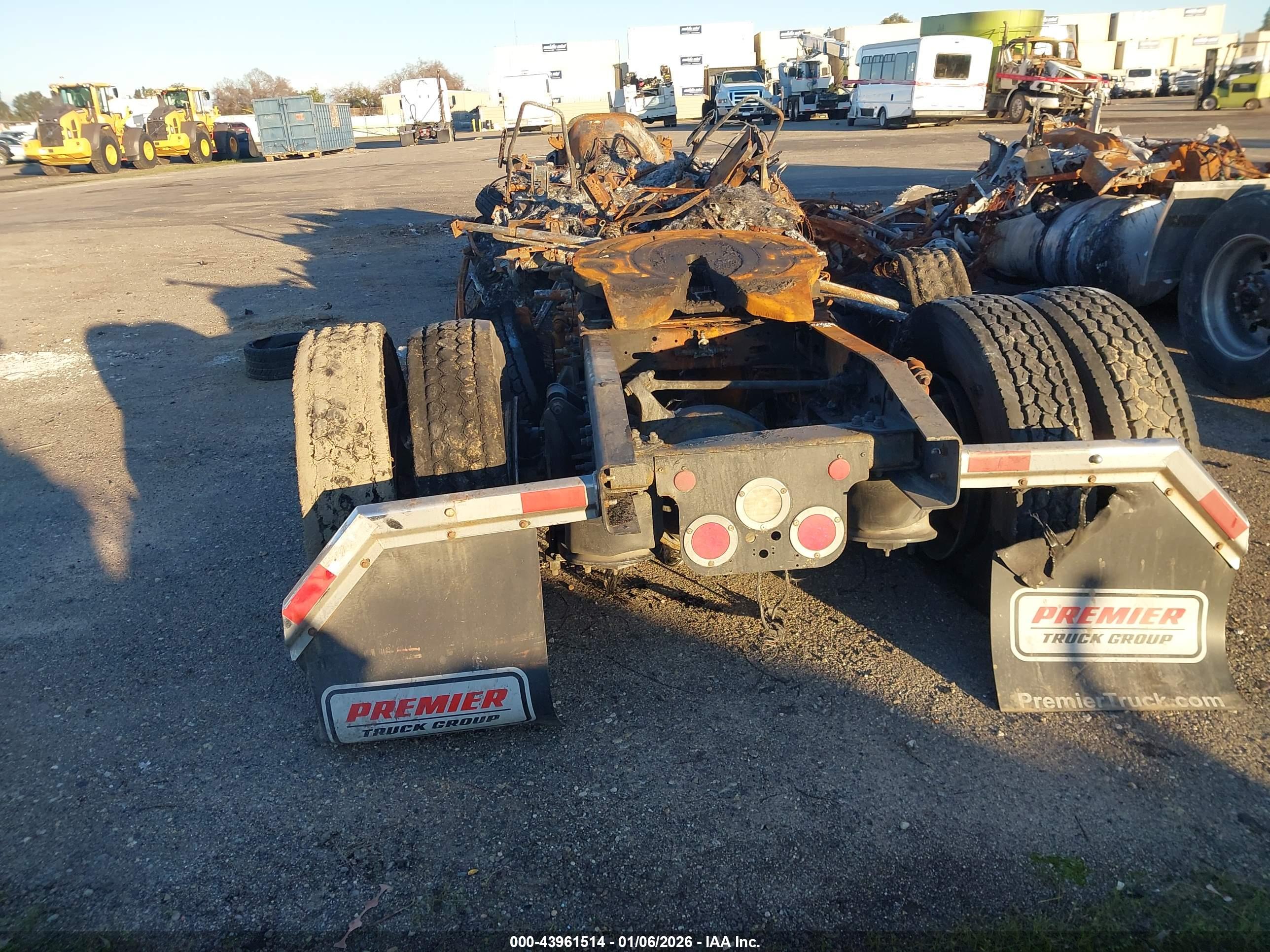 FREIGHTLINER NEW image 8