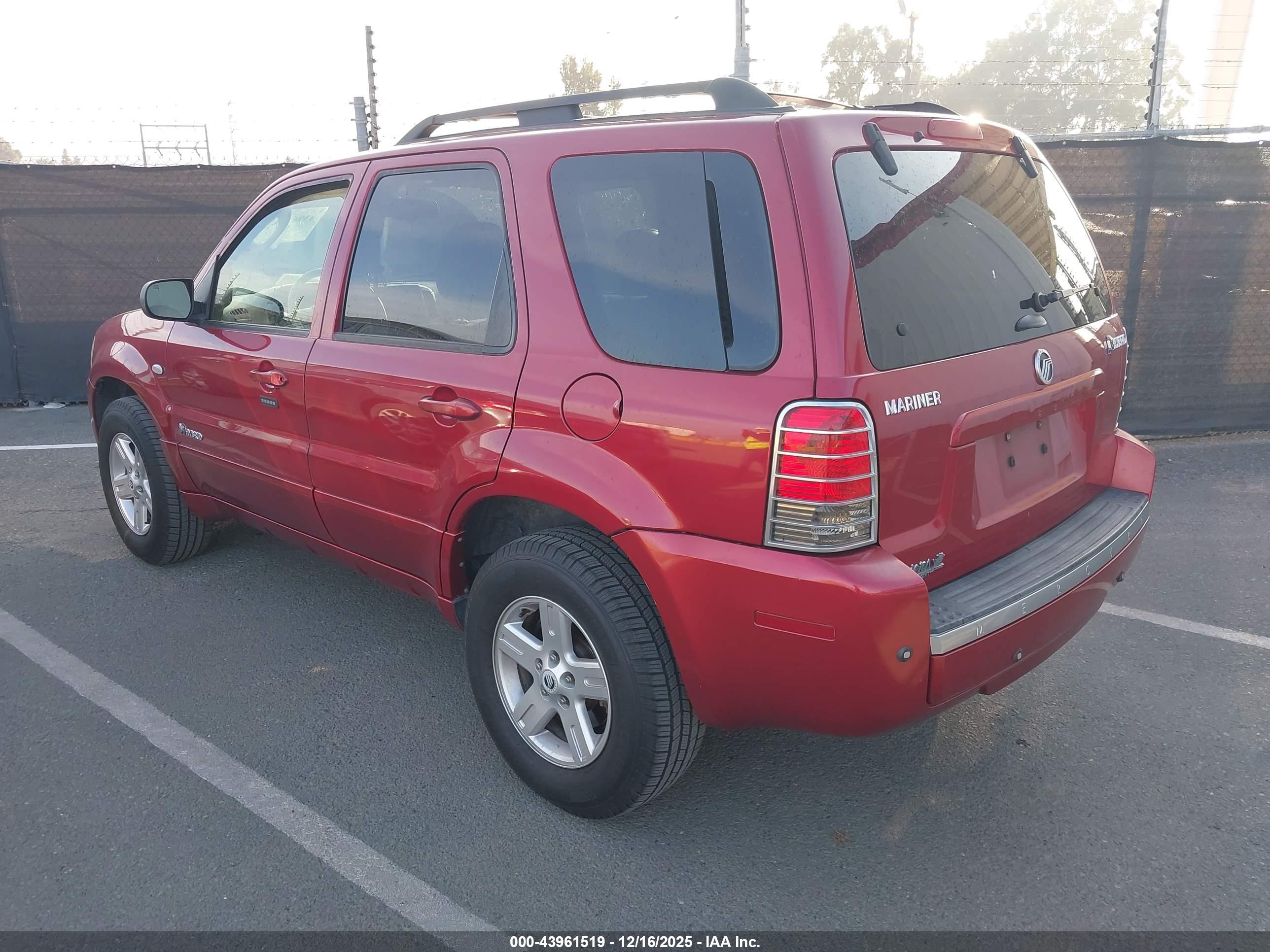MERCURY MARINER image 3
