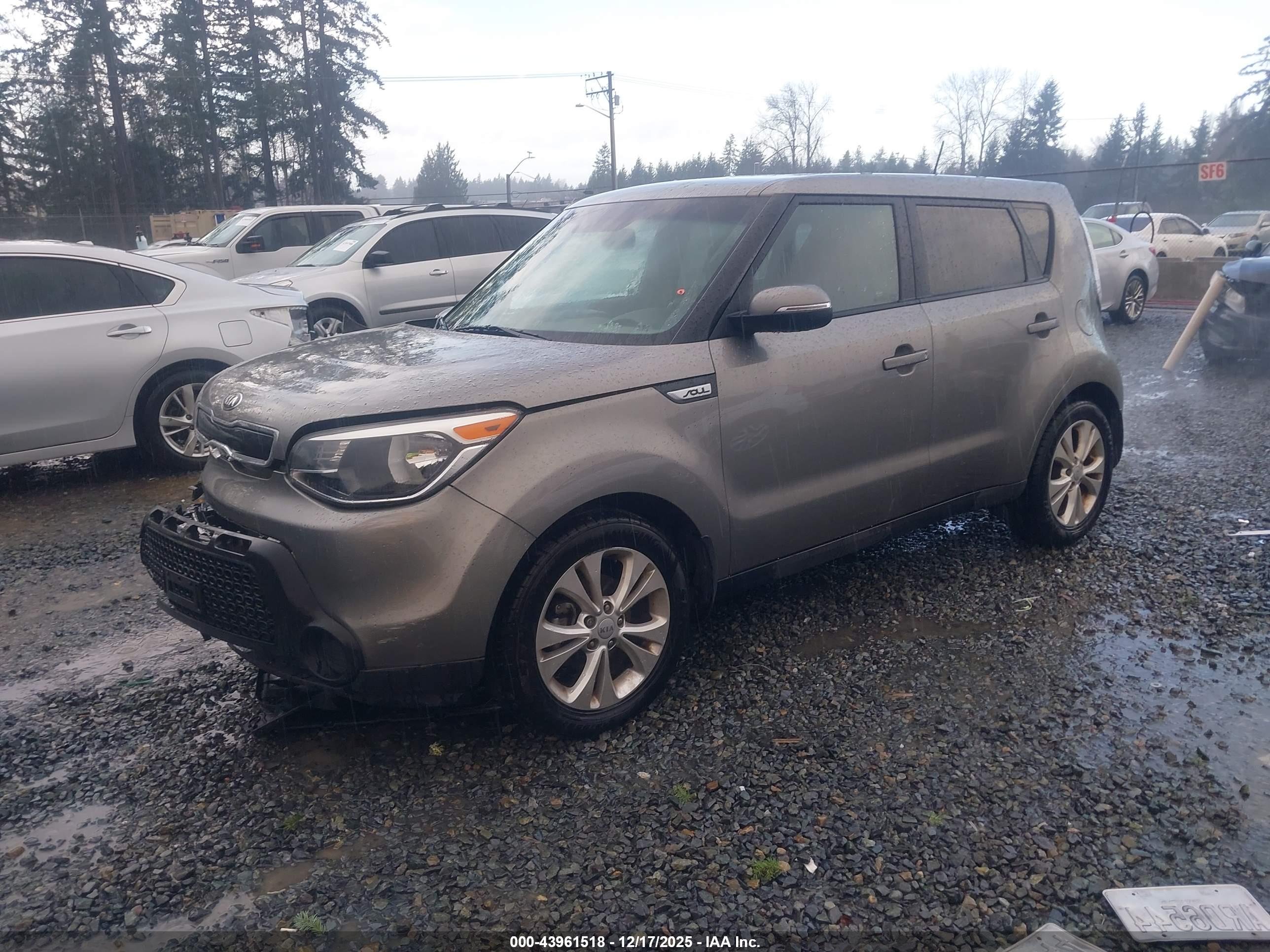 KIA SOUL image 2