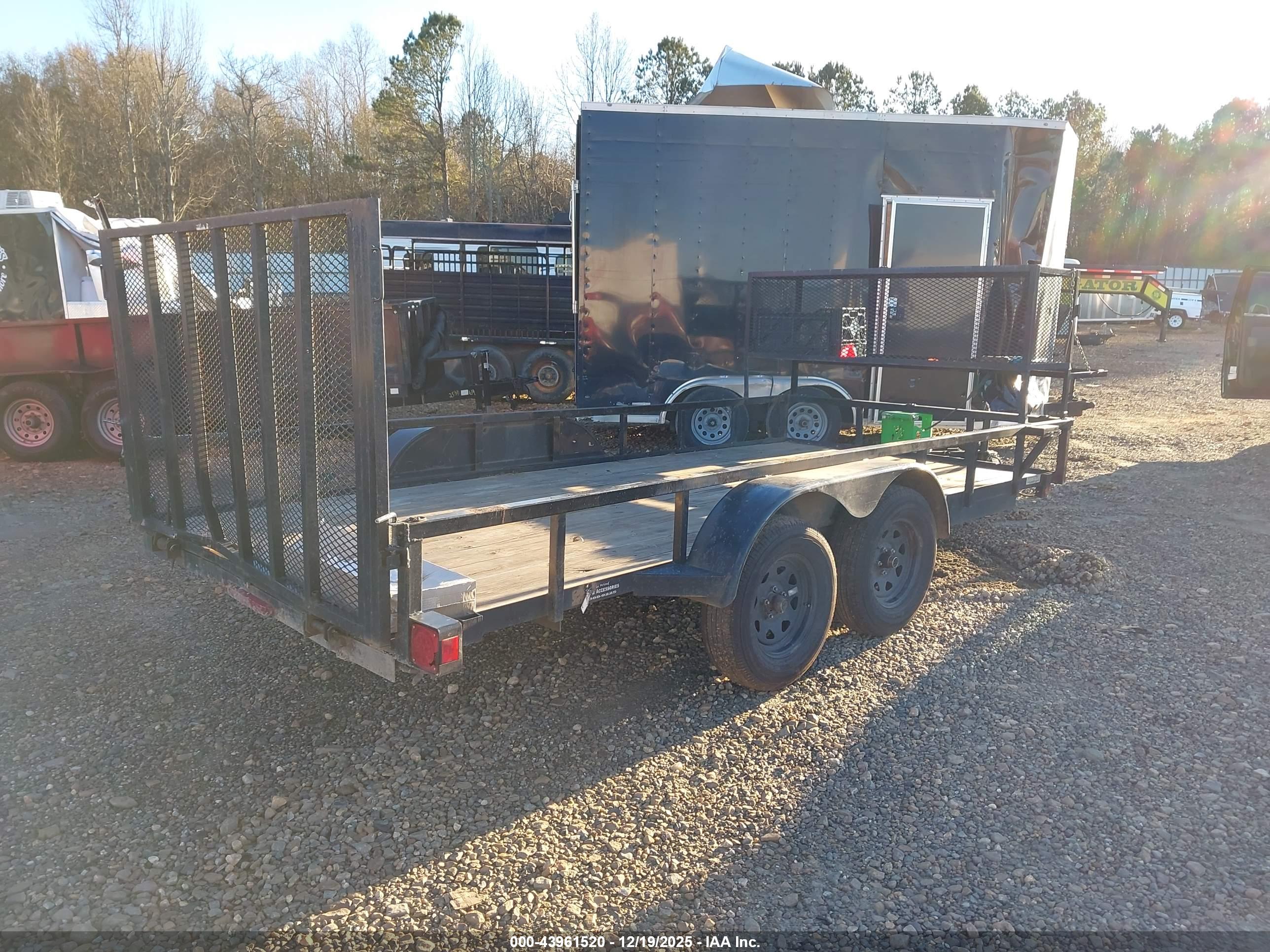 SUPERIOR TRAILERS image 4