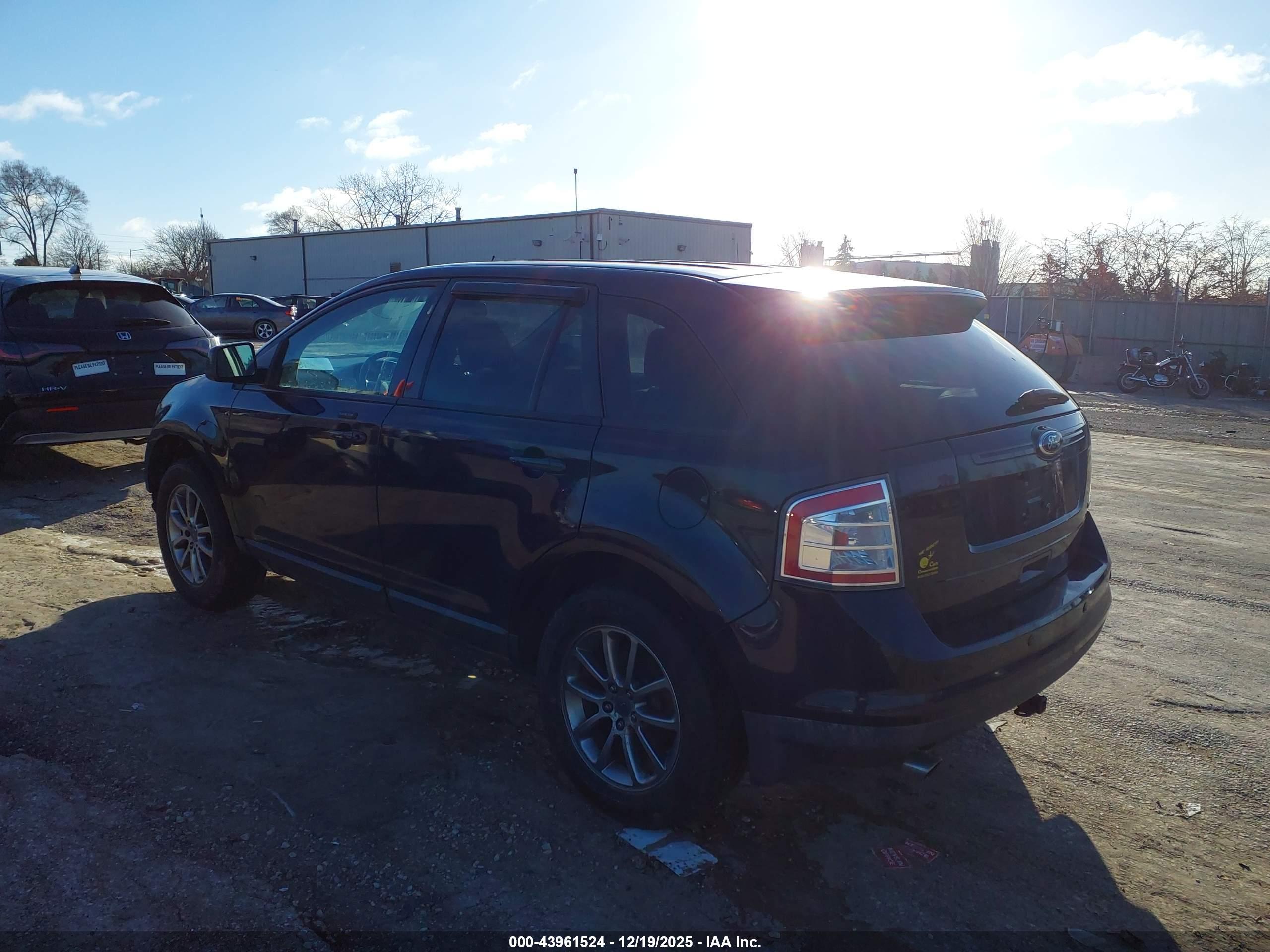 FORD EDGE image 3